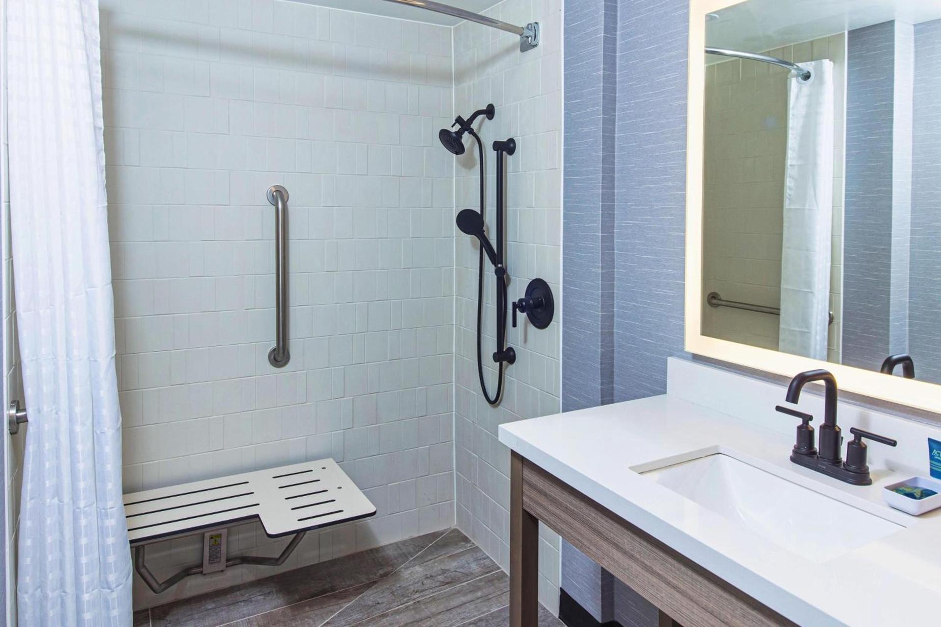 Four Points by Sheraton Appleton photo 19