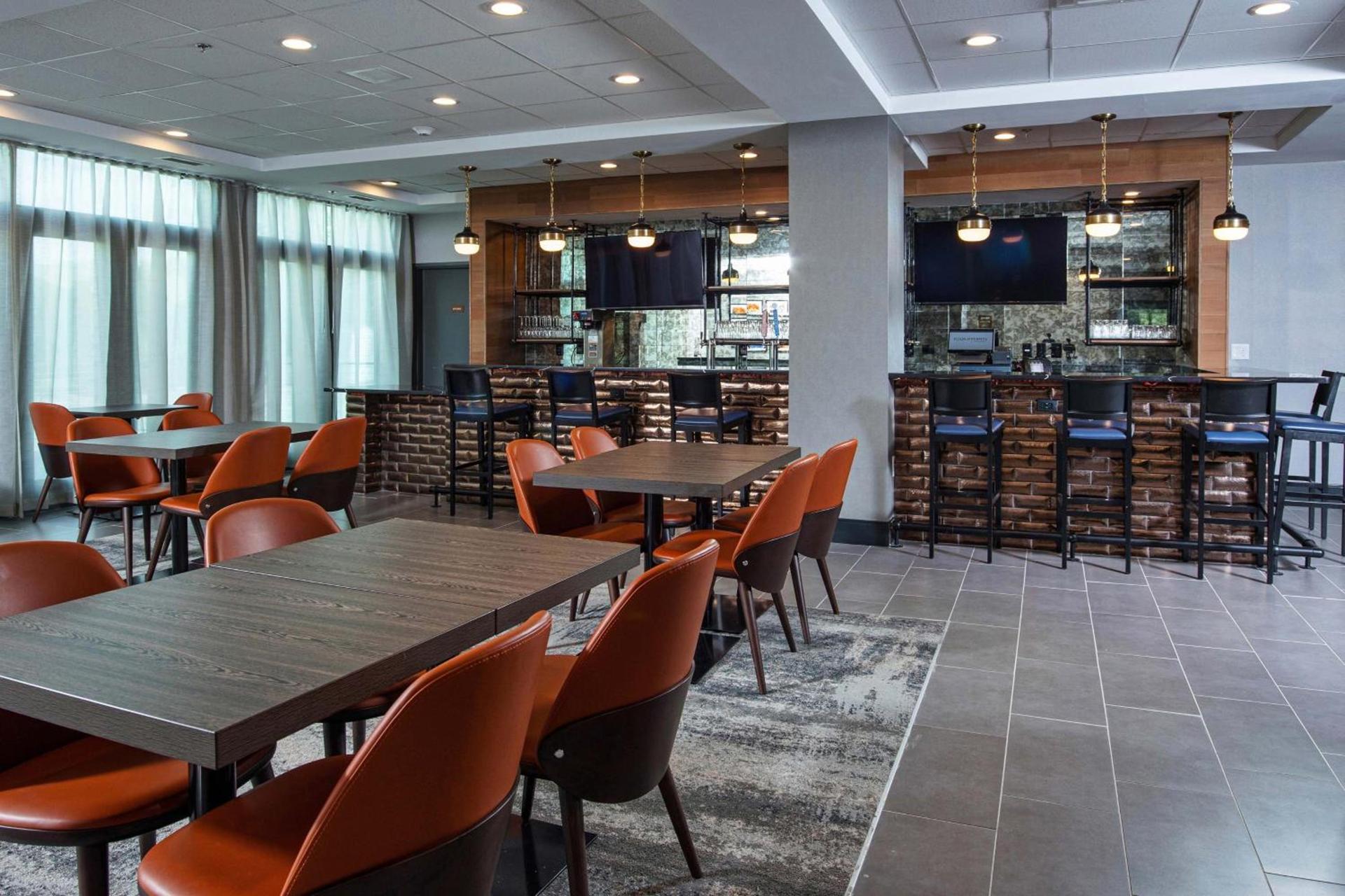 Four Points by Sheraton Appleton photo 21