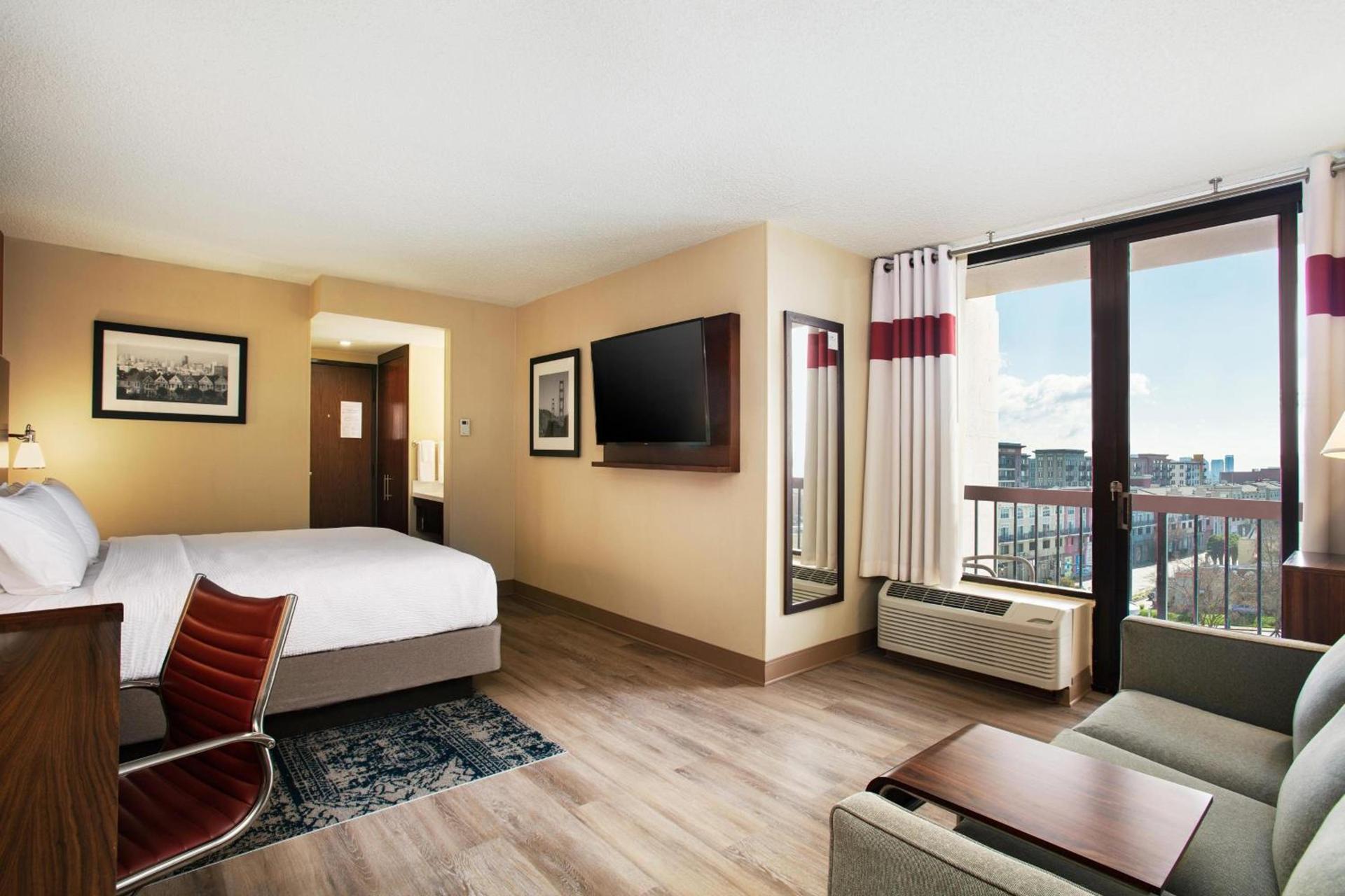 Four Points by Sheraton - San Francisco Bay Bridge photo 10