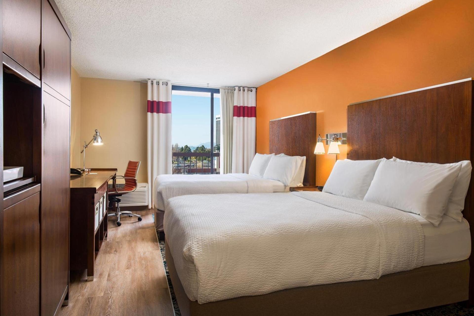 Four Points by Sheraton - San Francisco Bay Bridge photo 12