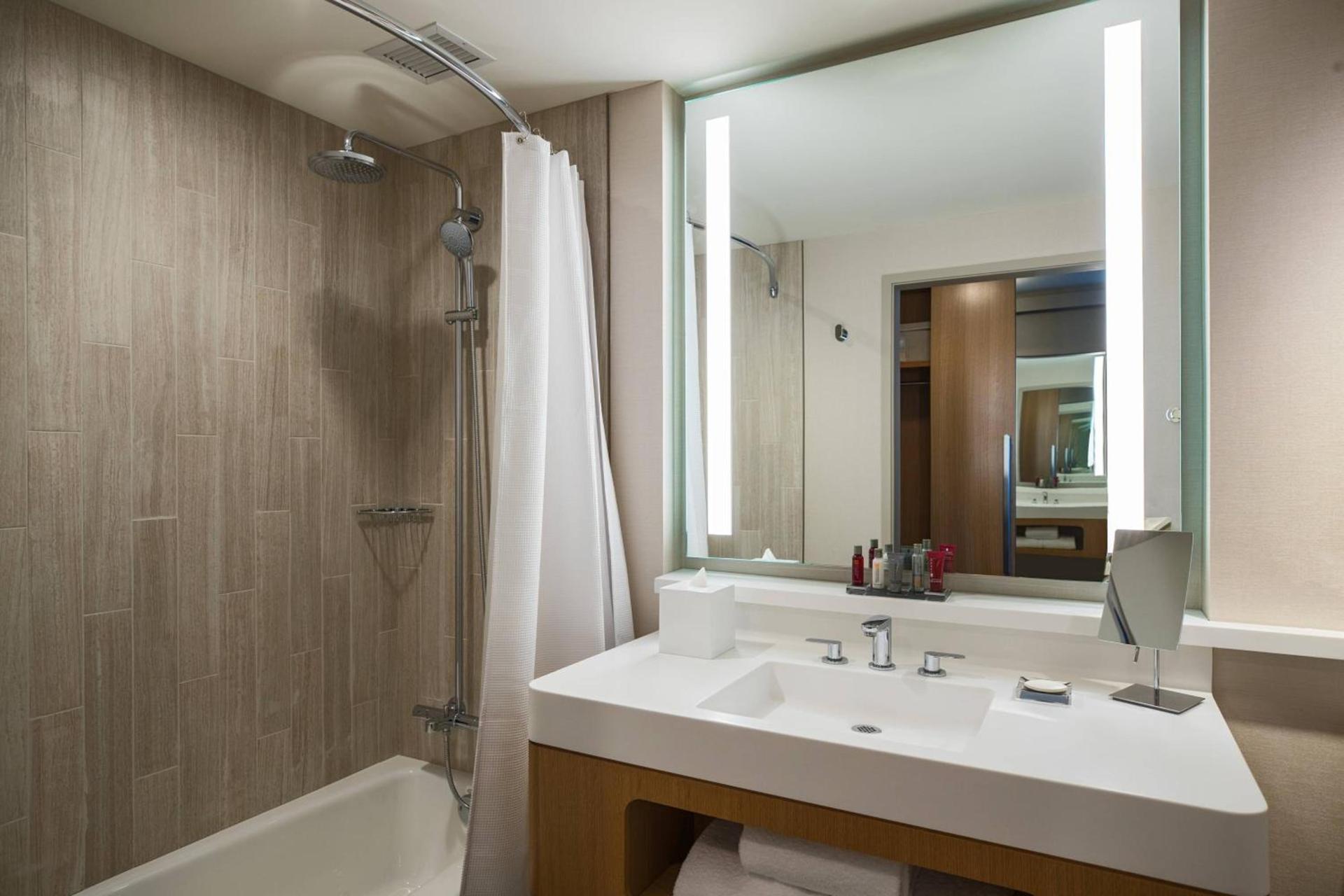 Marriott Marquis Chicago photo 21