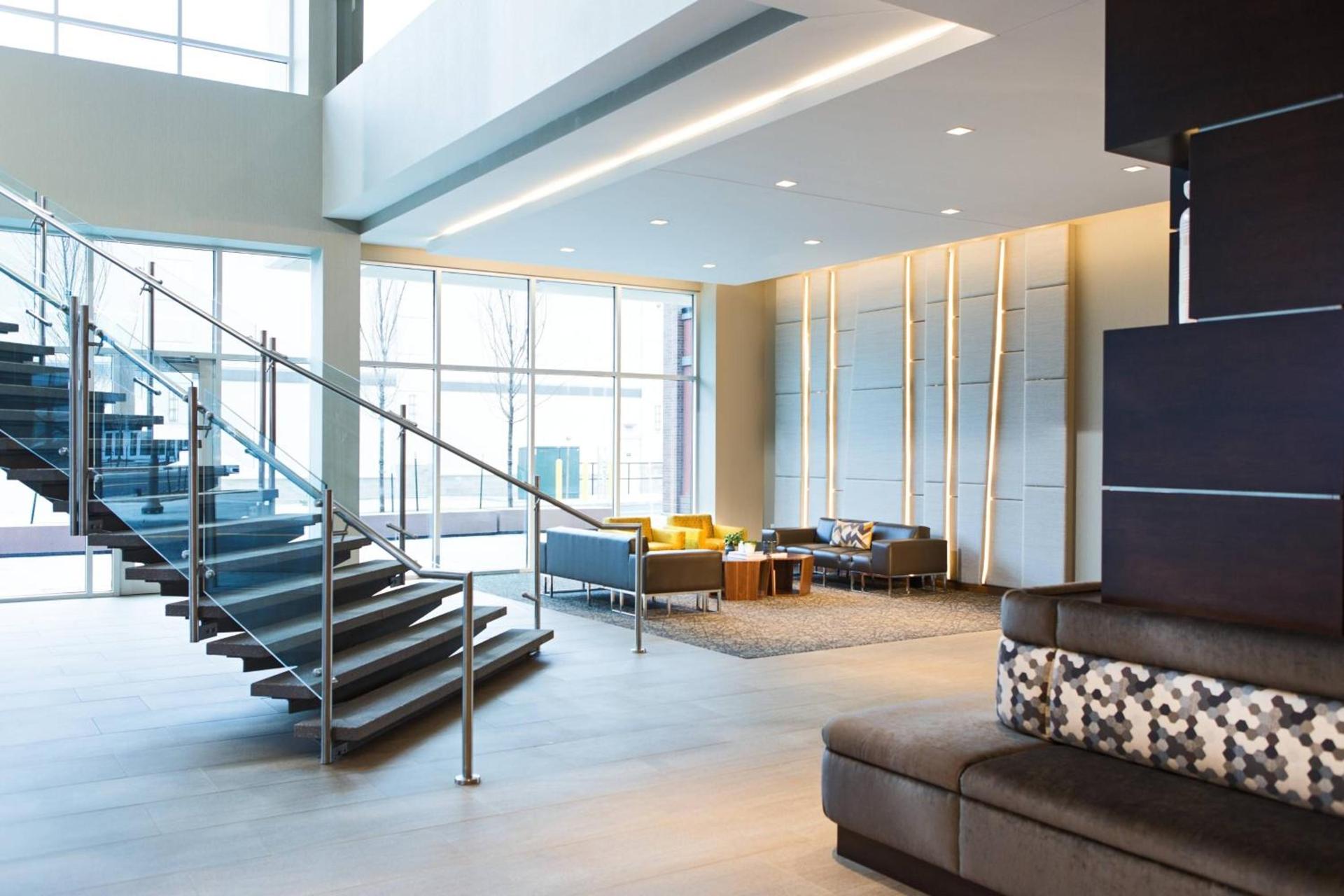 AC Hotel Cincinnati at Liberty Center photo 16