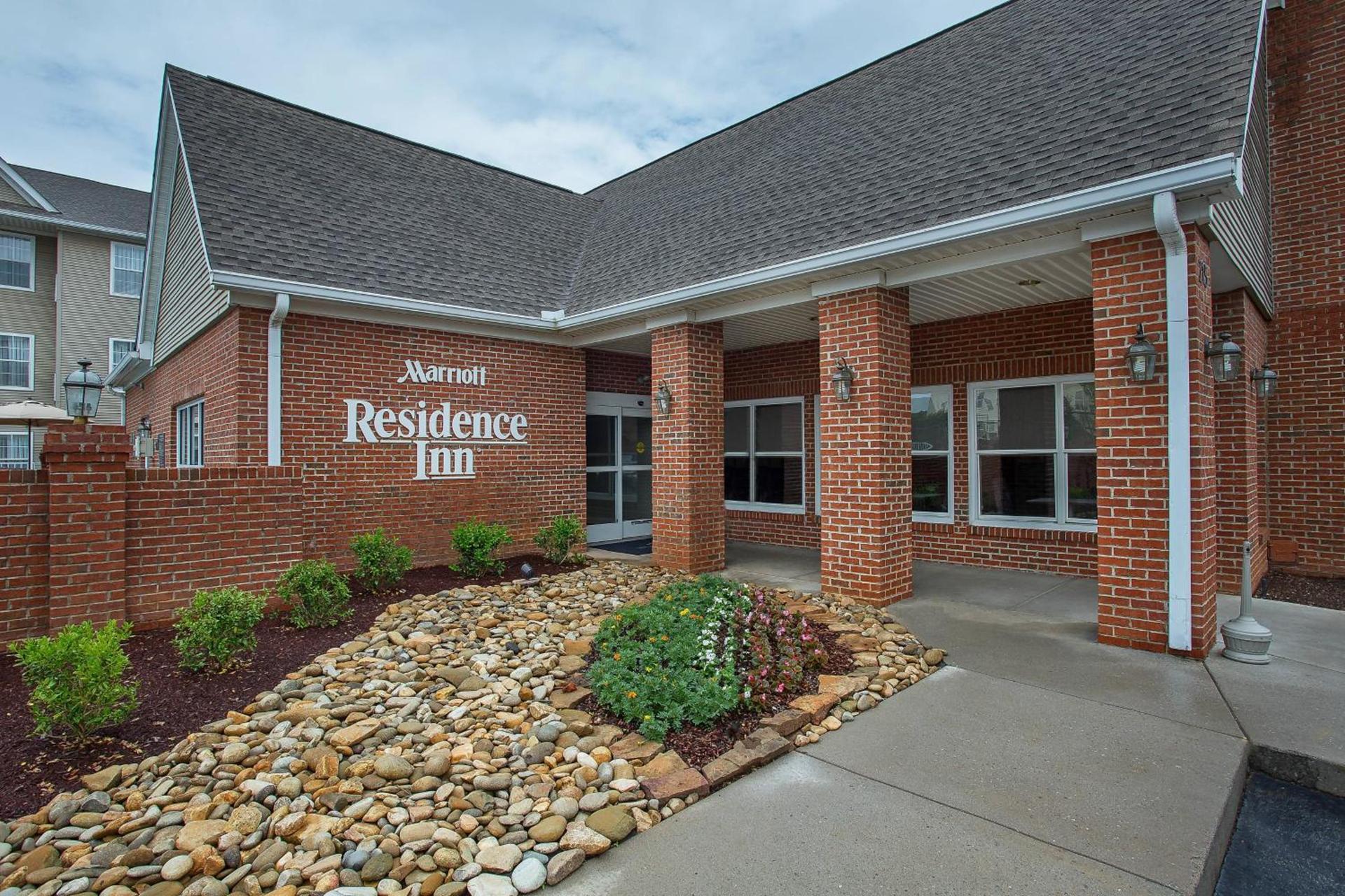 Residence Inn Knoxville Cedar Bluff photo 1