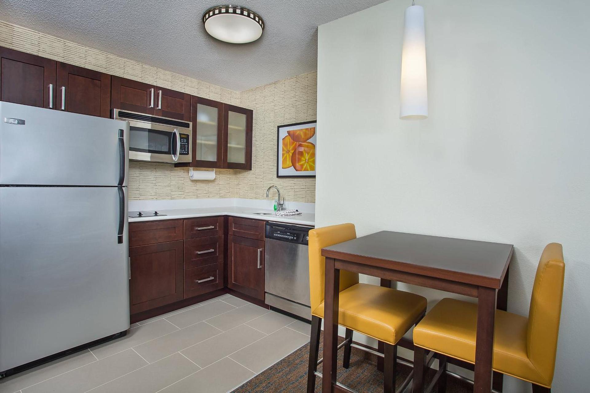 Residence Inn Knoxville Cedar Bluff photo 8