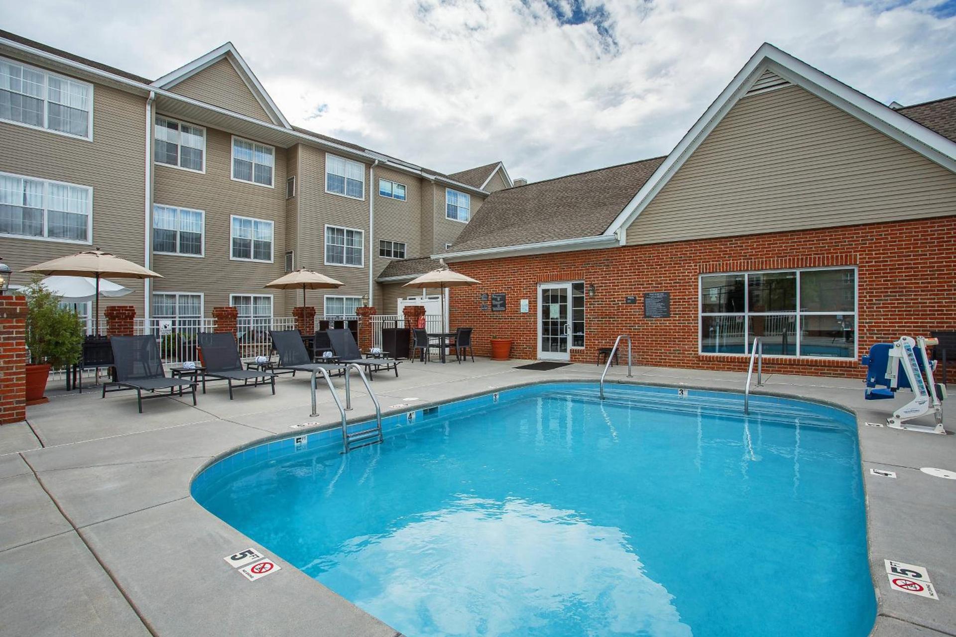 Residence Inn Knoxville Cedar Bluff photo 17