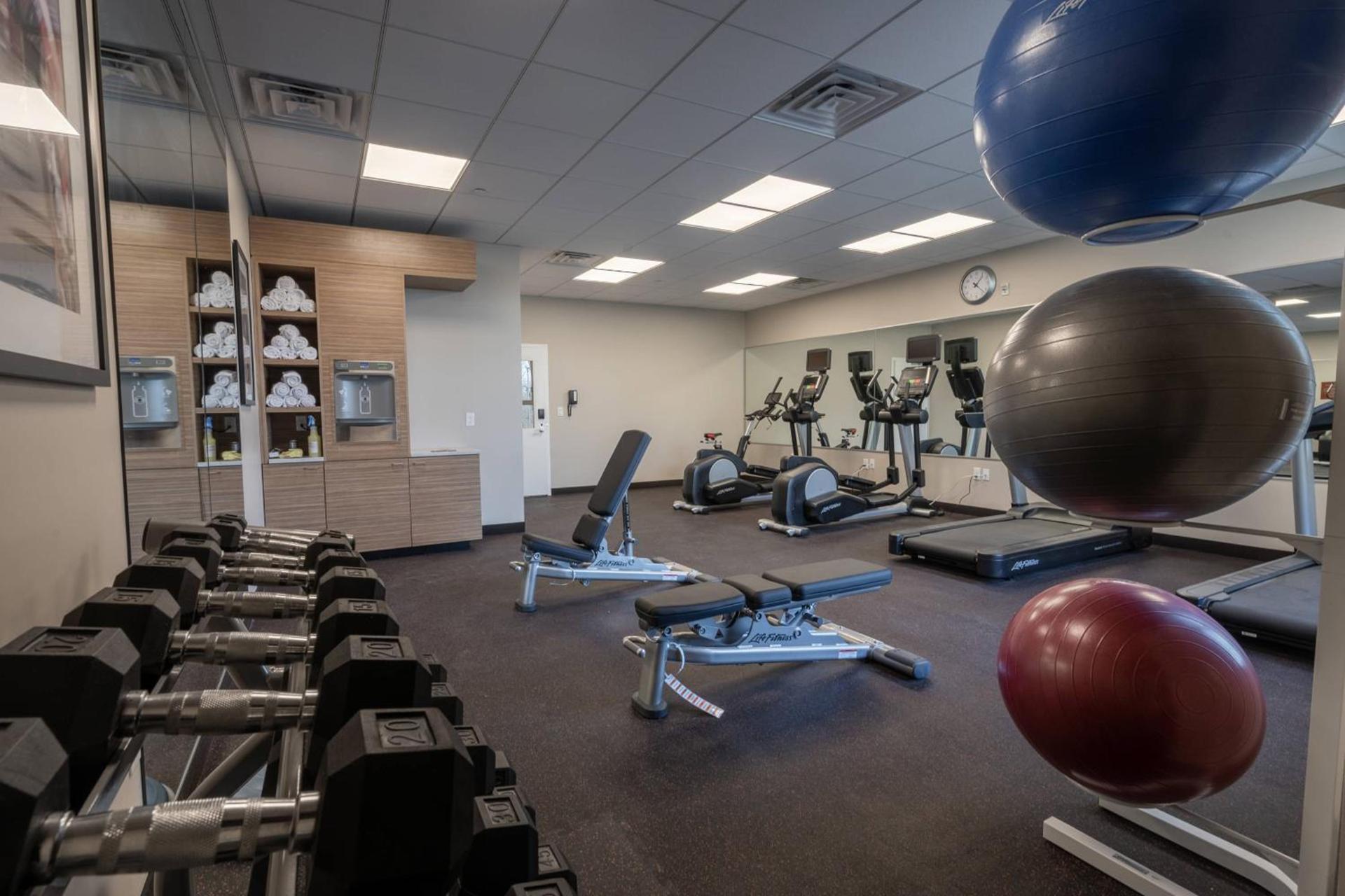 TownePlace Suites by Marriott Clinton photo 24