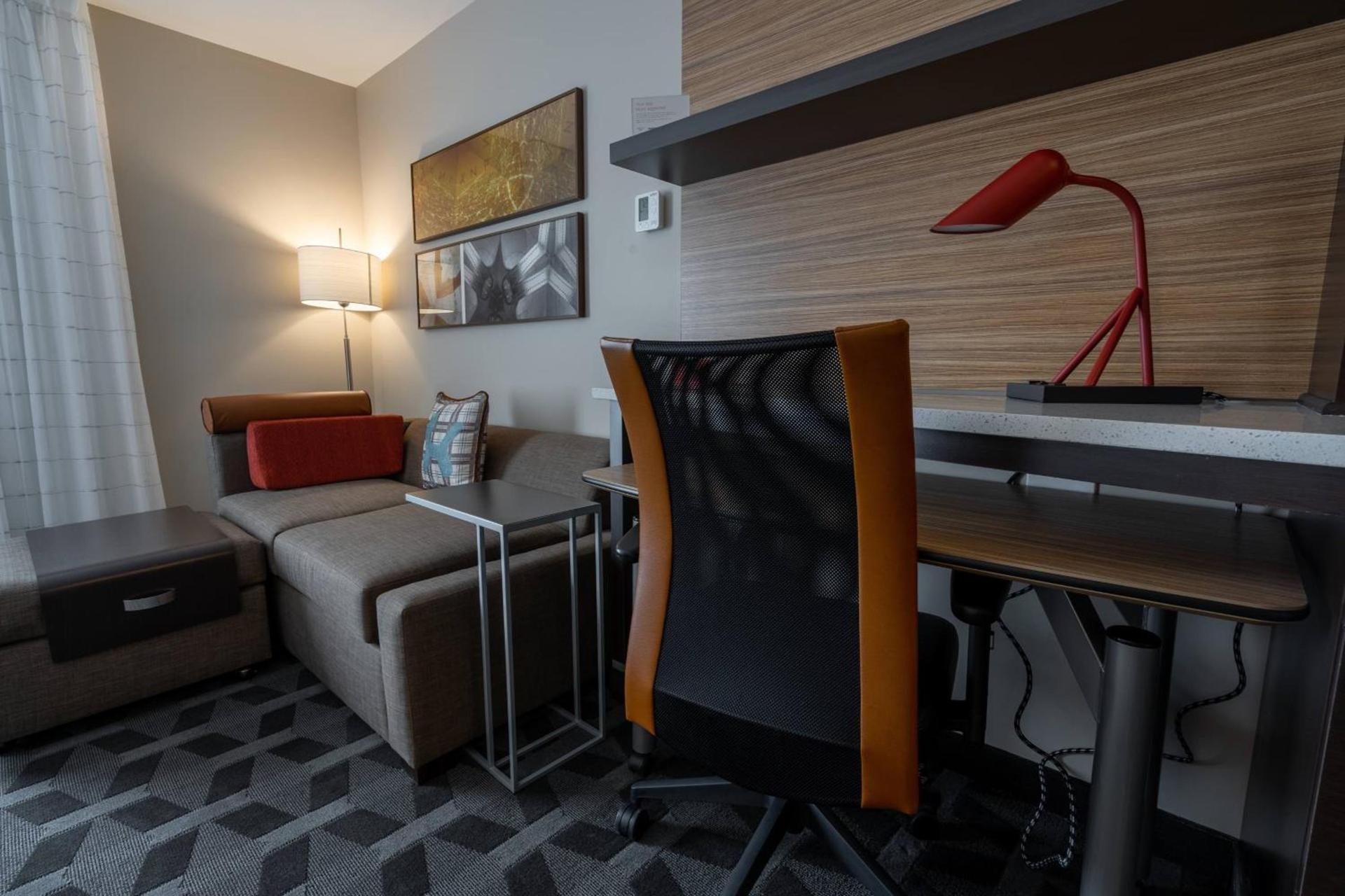 TownePlace Suites by Marriott Clinton photo 13