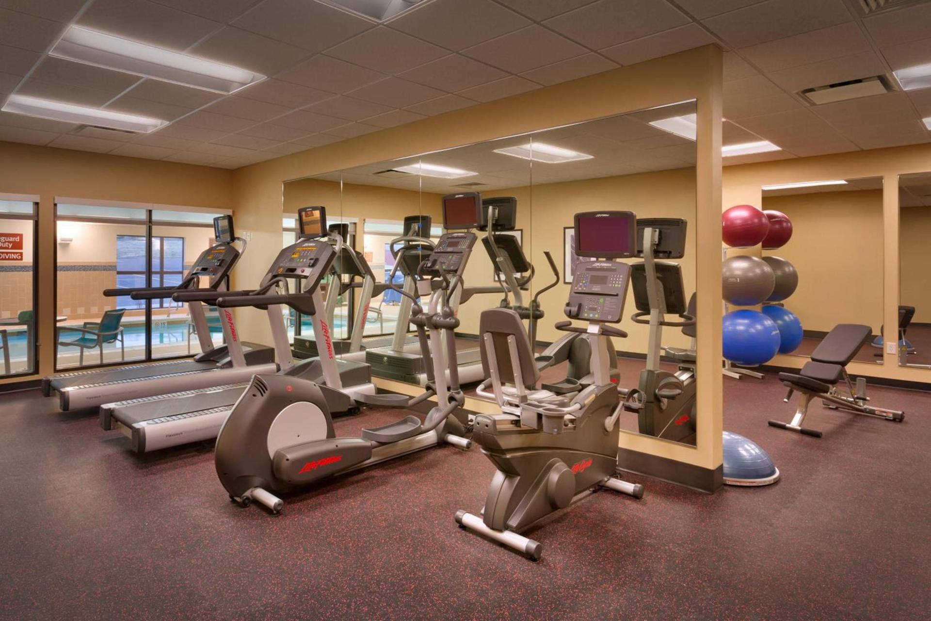 TownePlace Suites by Marriott Dickinson photo 33
