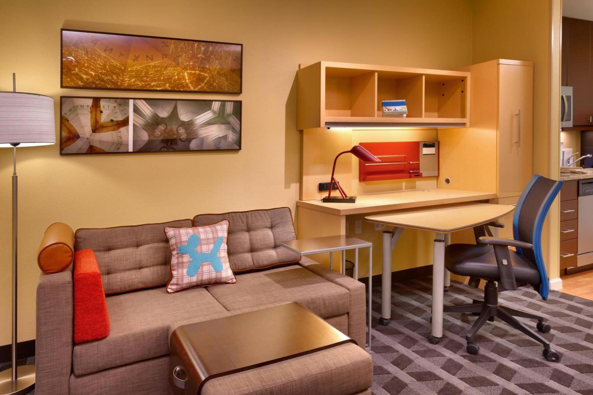 TownePlace Suites by Marriott Dickinson photo 36