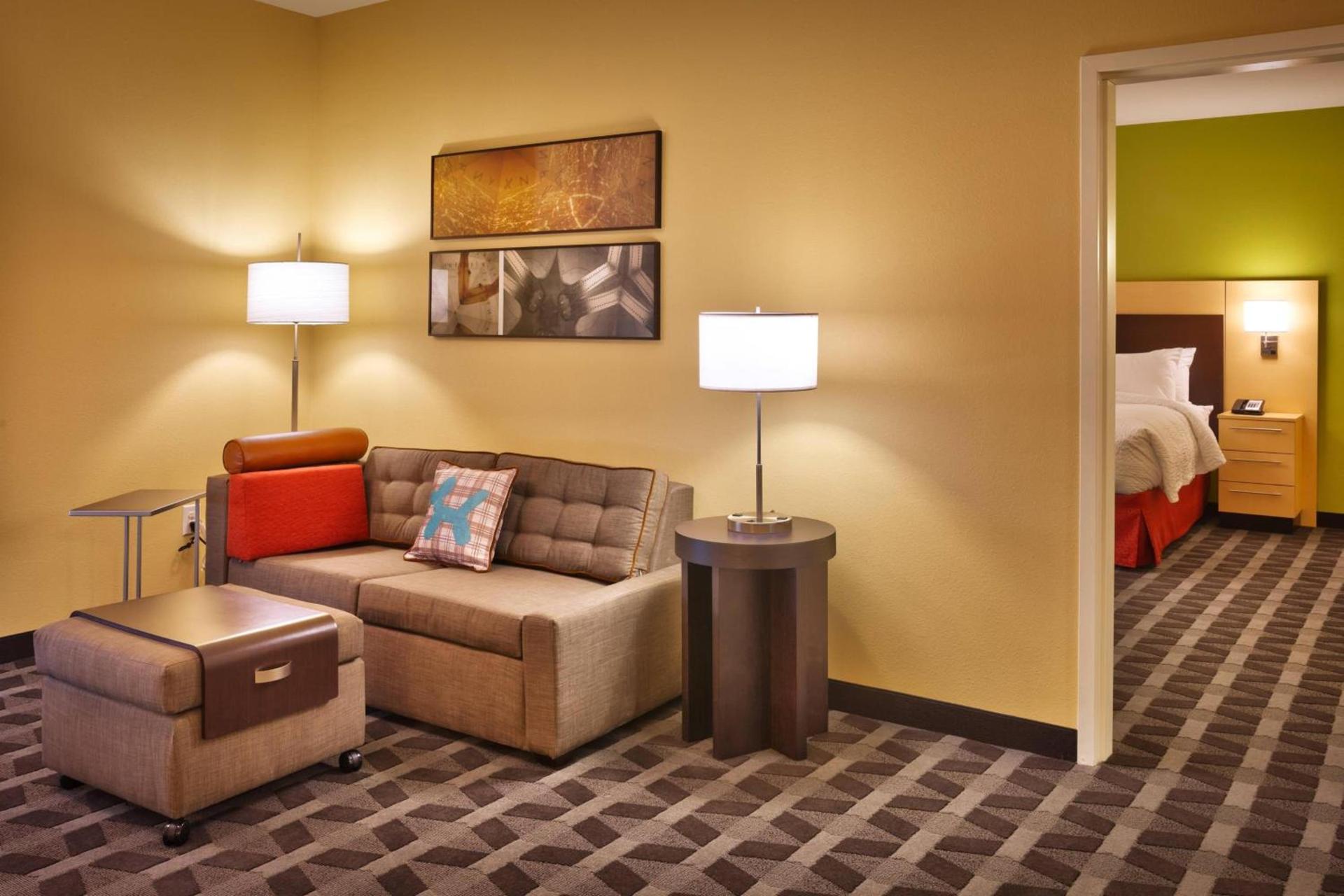 TownePlace Suites by Marriott Dickinson photo 6