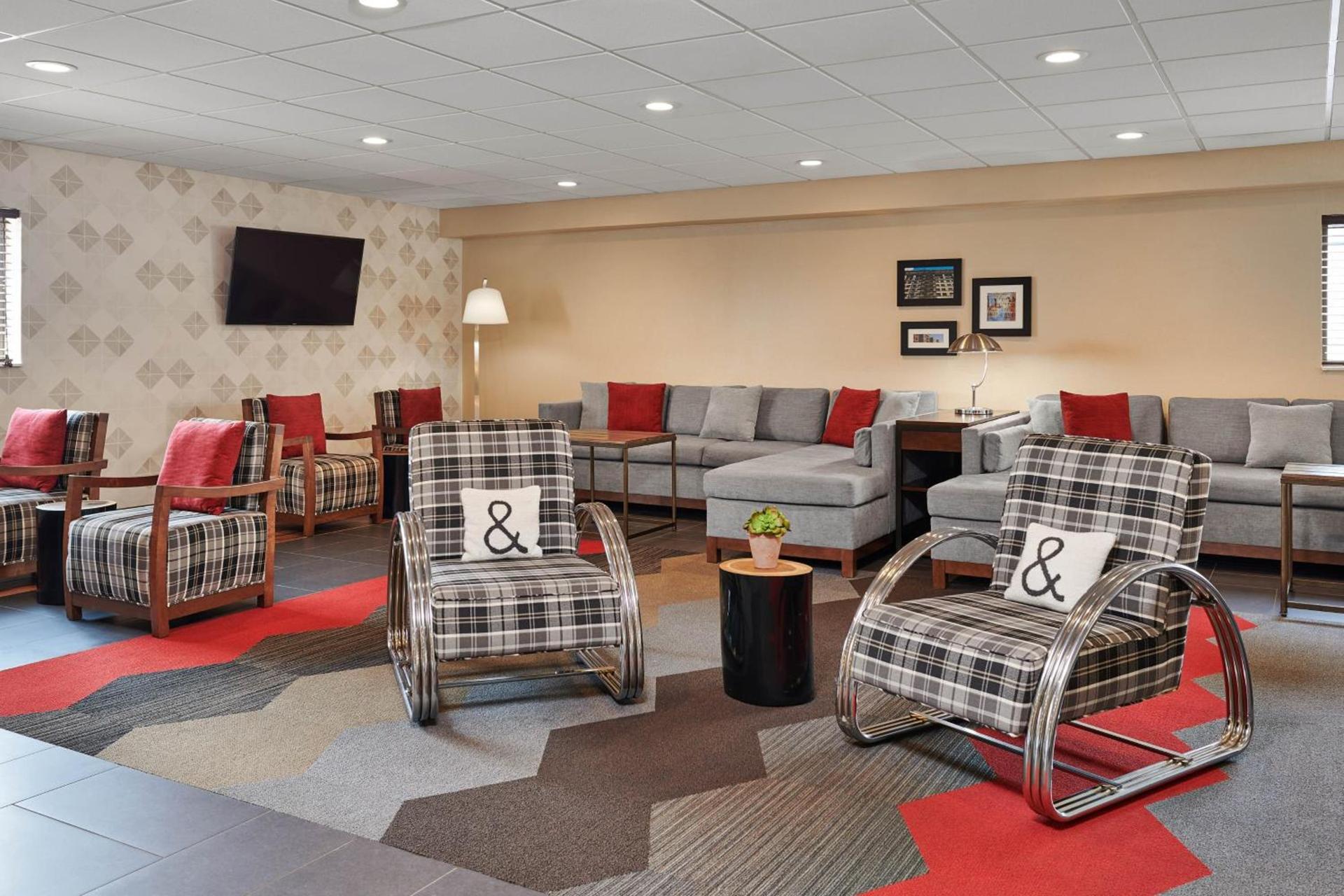 Royle Hotel Milwaukee Airport photo 3