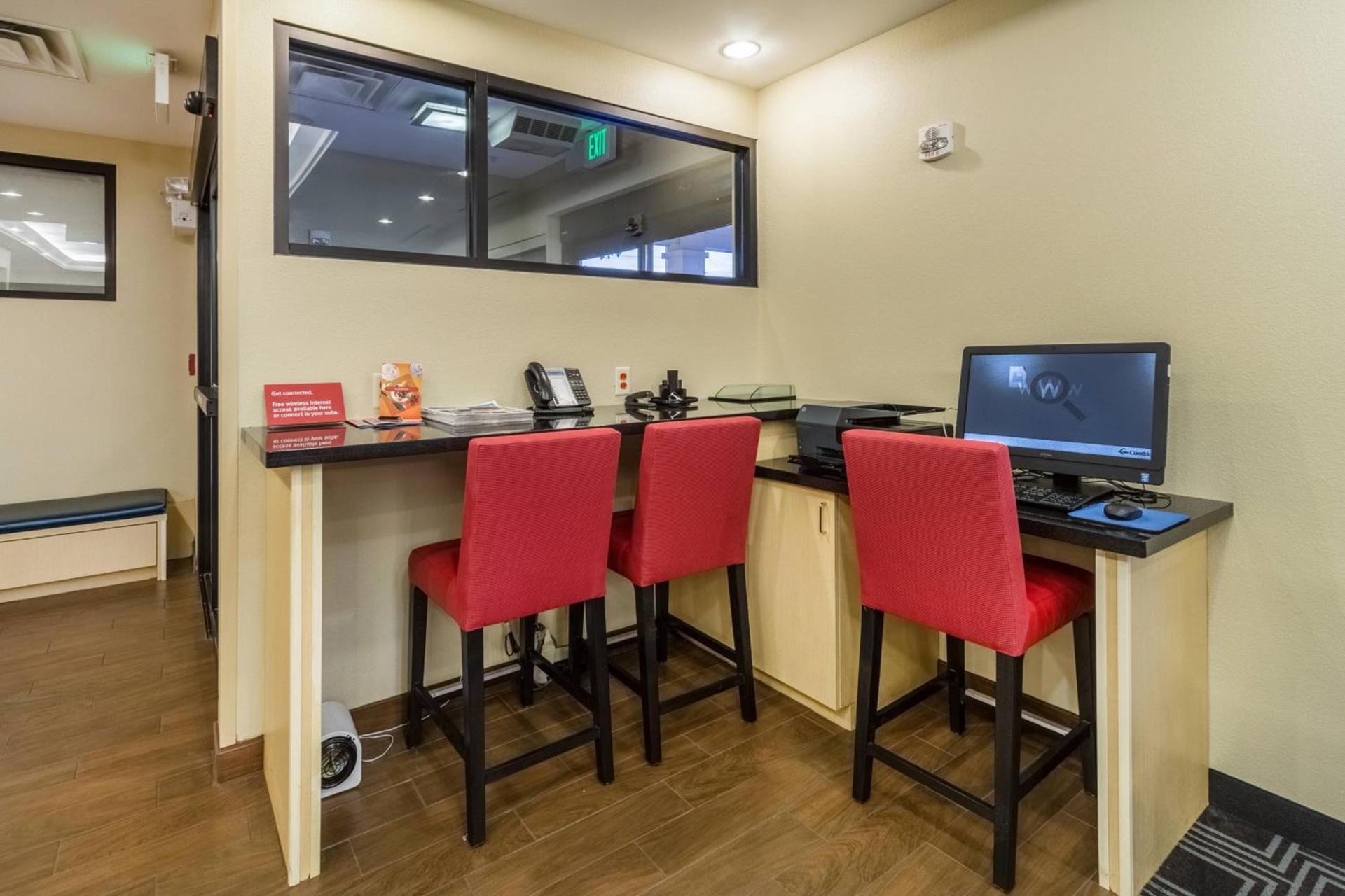 TownePlace Suites Dayton North photo 17