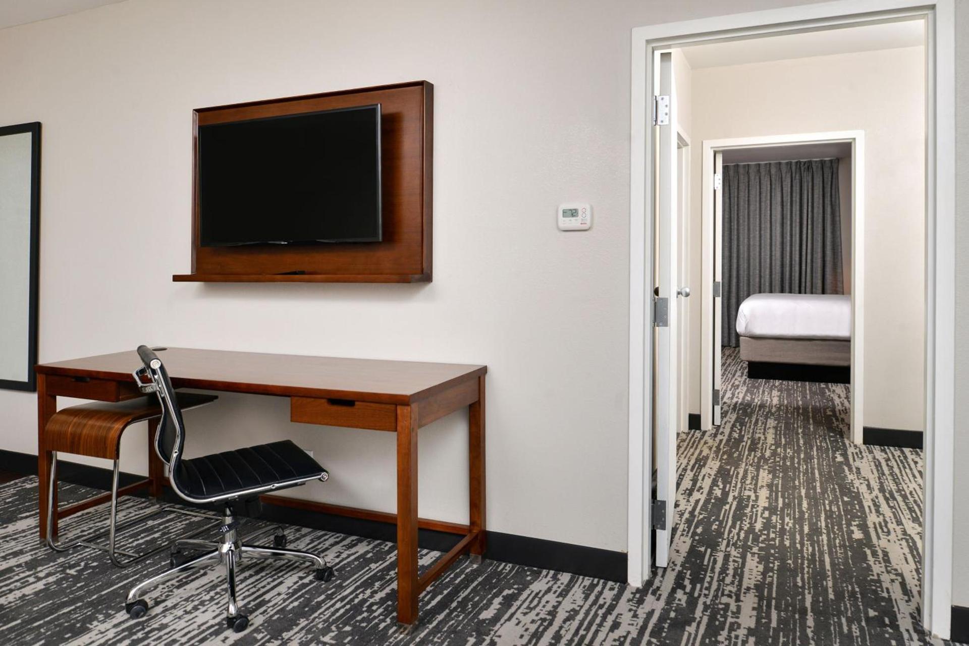 Four Points by Sheraton Omaha Midtown photo 7