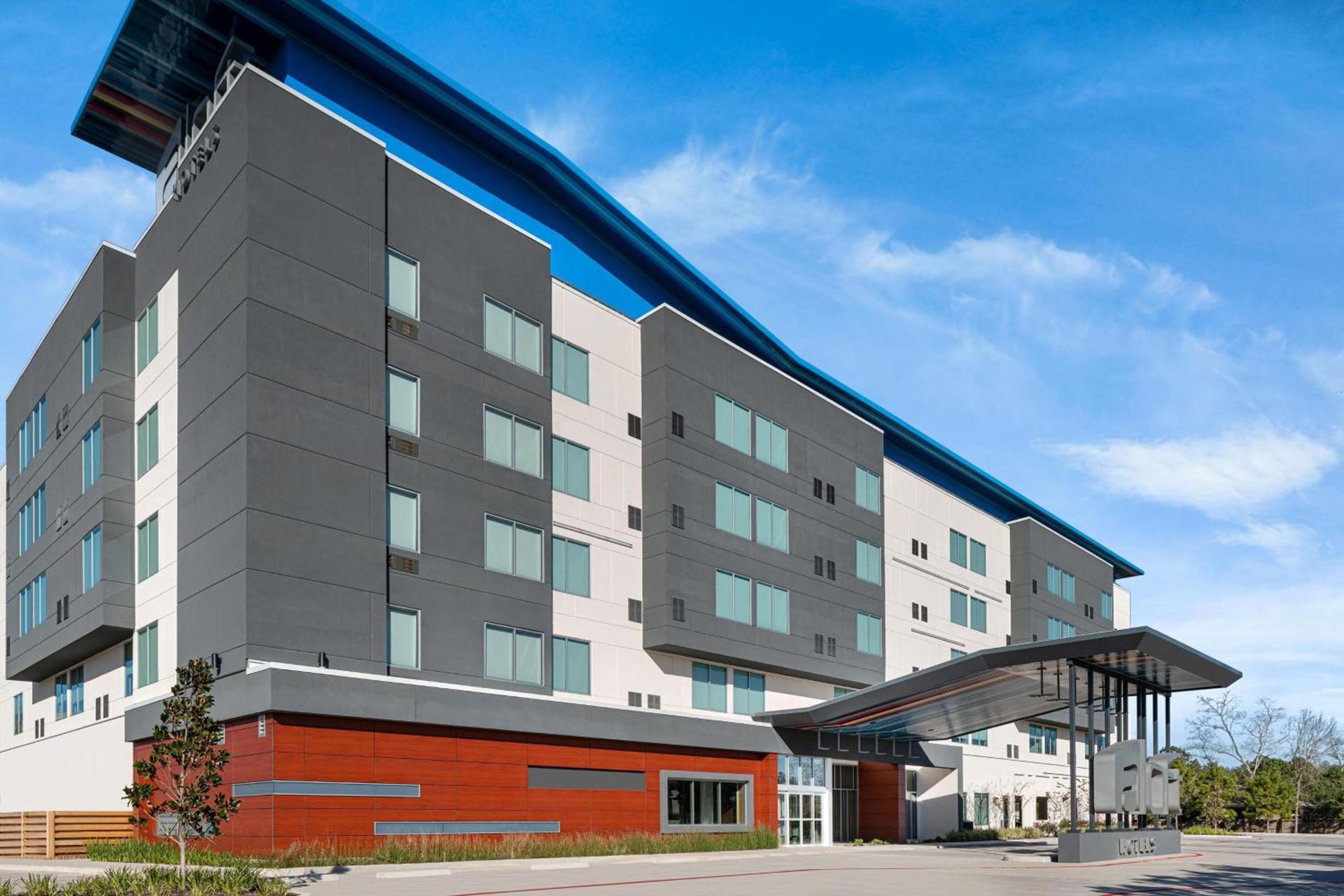 Aloft by Marriott Shenandoah Woodlands Area photo 2