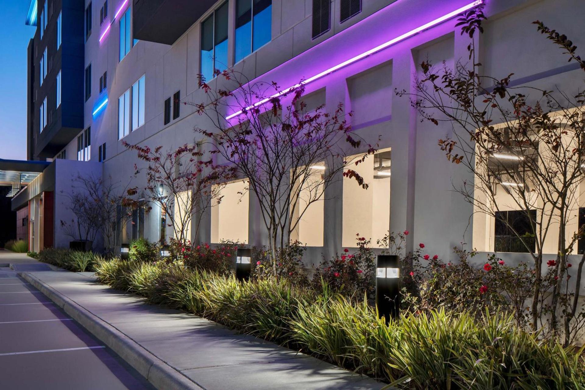 Aloft by Marriott Shenandoah Woodlands Area photo 4