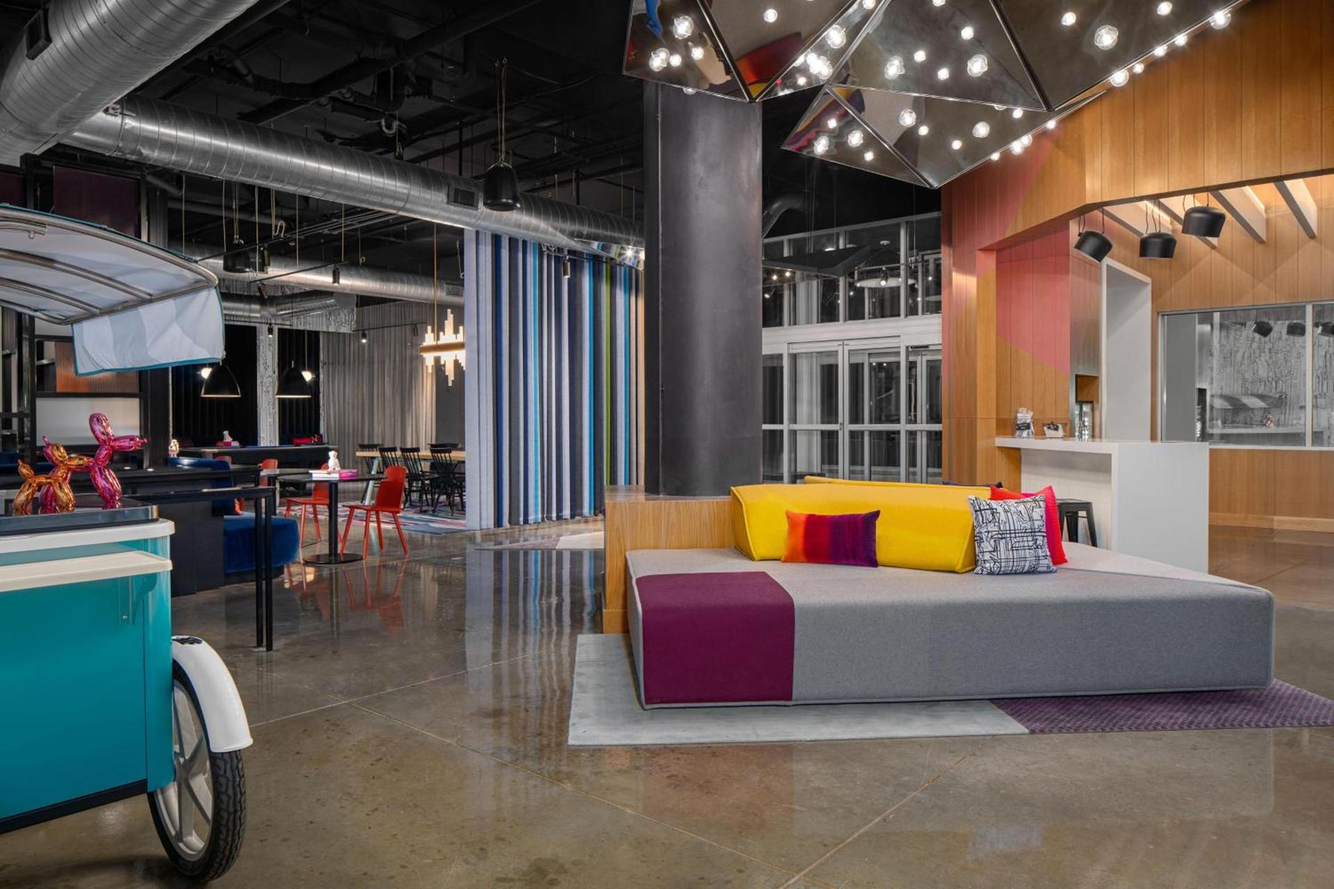 Aloft by Marriott Shenandoah Woodlands Area photo 20