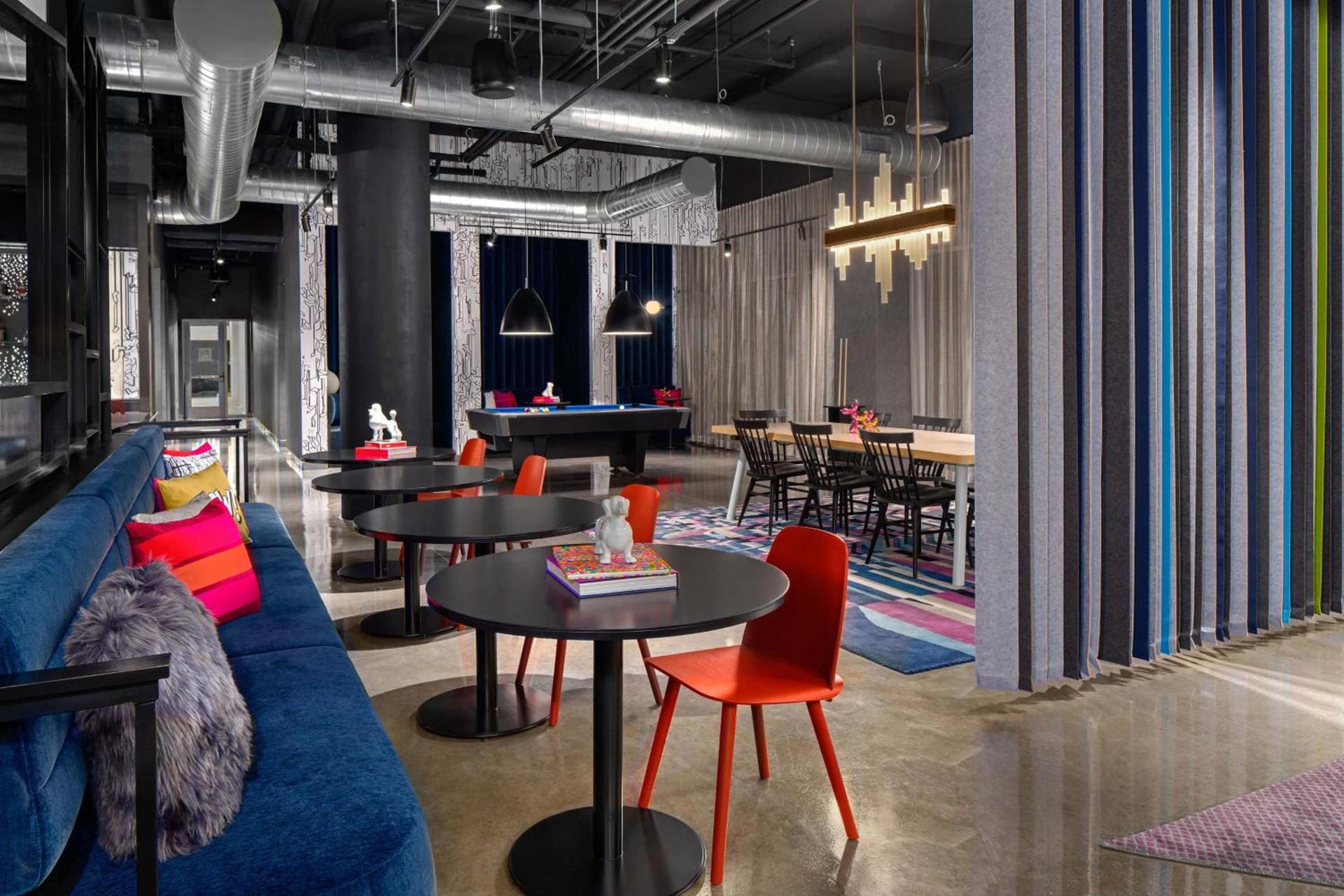 Aloft by Marriott Shenandoah Woodlands Area photo 25