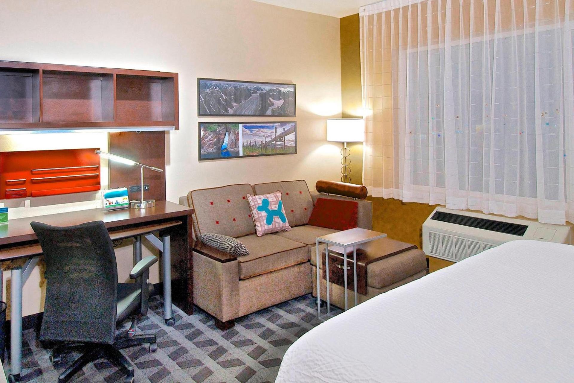TownePlace Suites by Marriott Anchorage Midtown photo 12