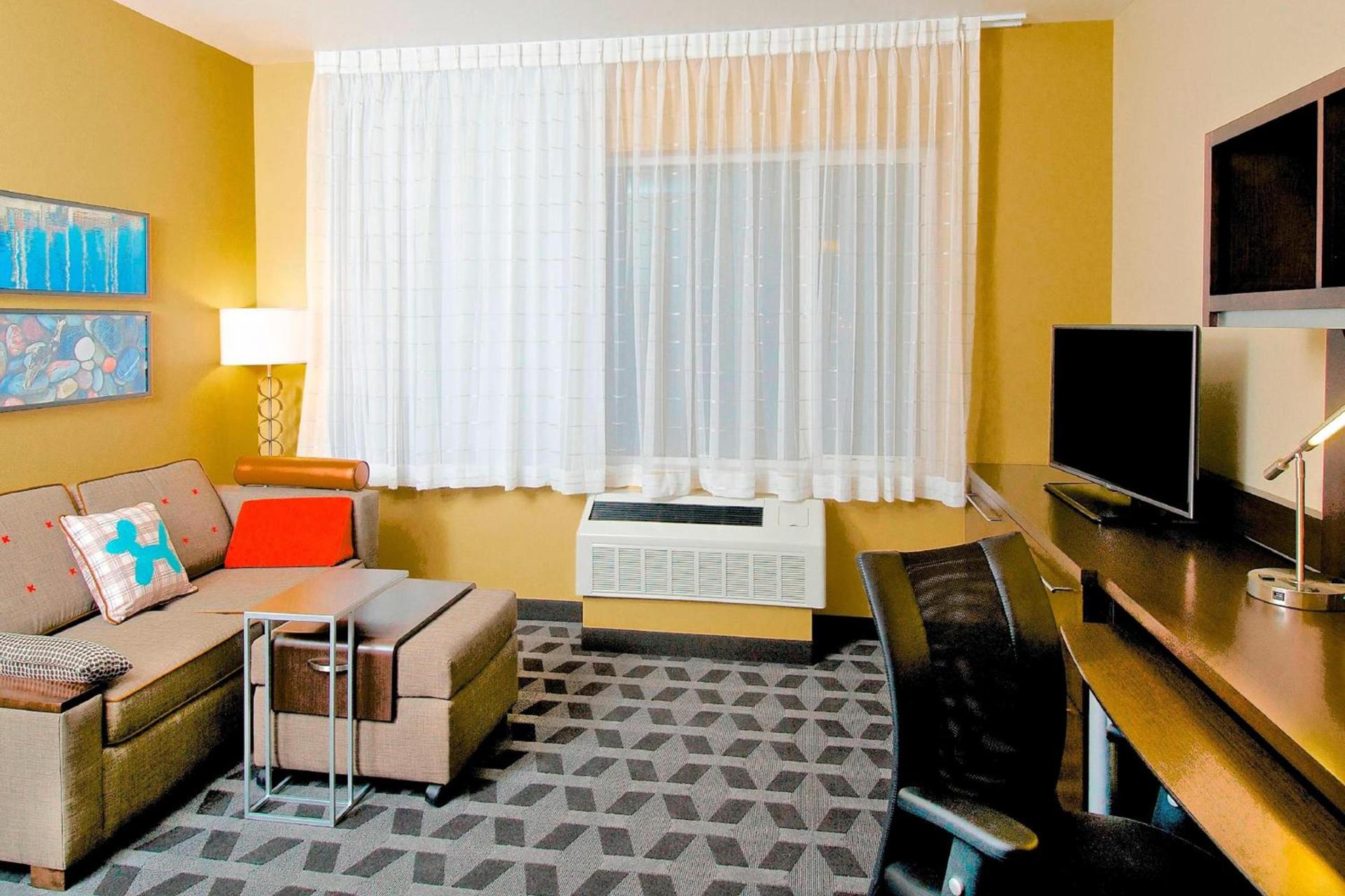 TownePlace Suites by Marriott Anchorage Midtown photo 15