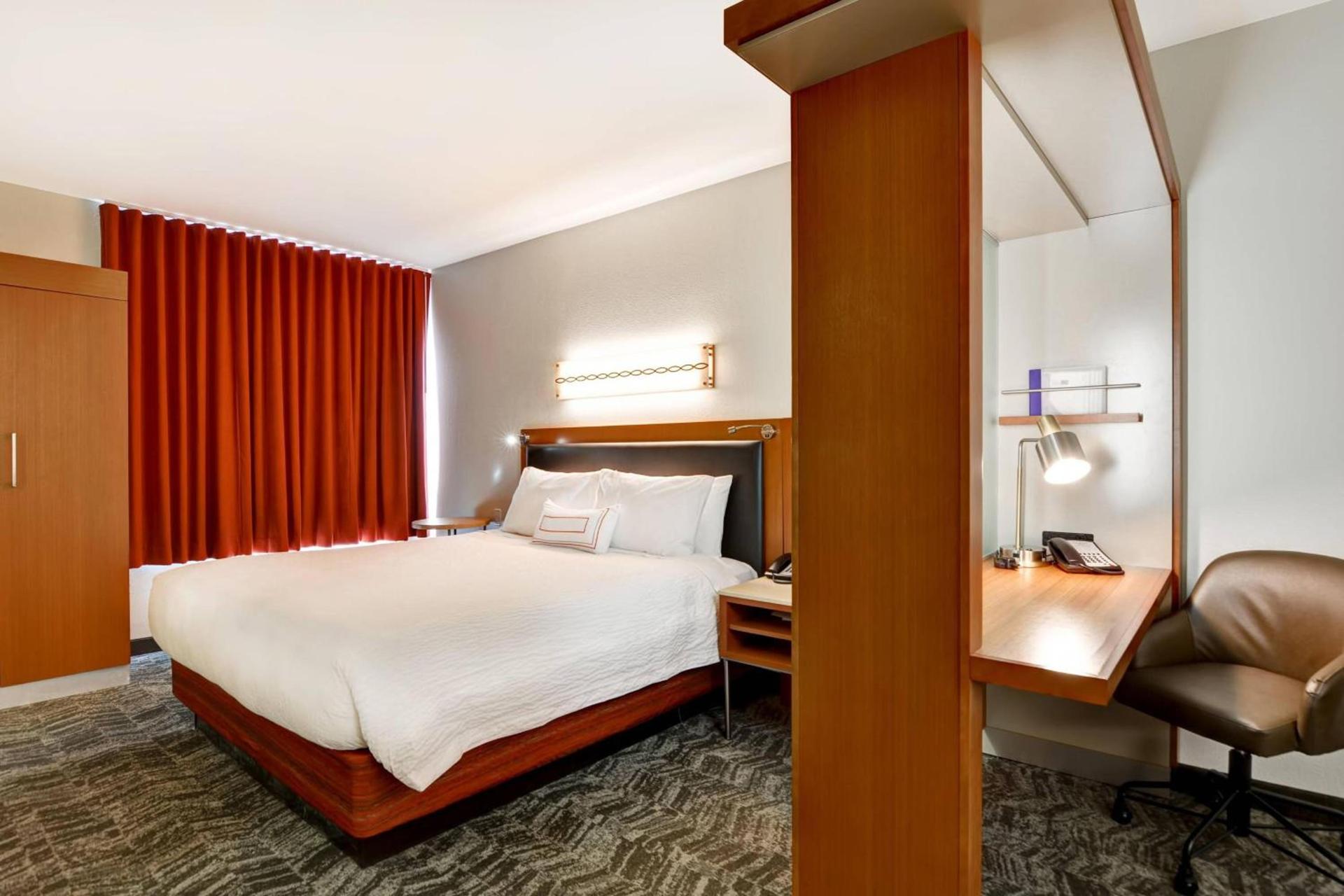 SpringHill Suites Denver at Anschutz Medical Campus photo 8