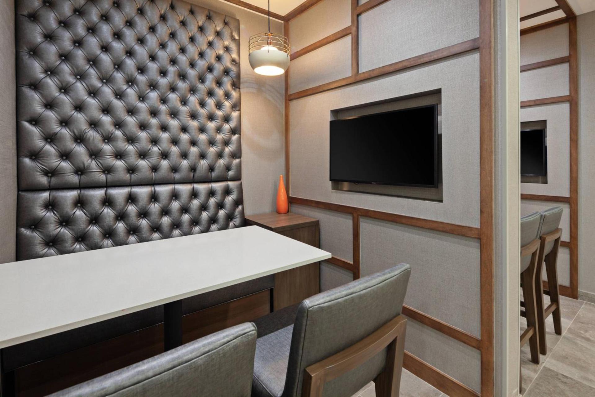 SpringHill Suites by Marriott Escondido Downtown photo 16