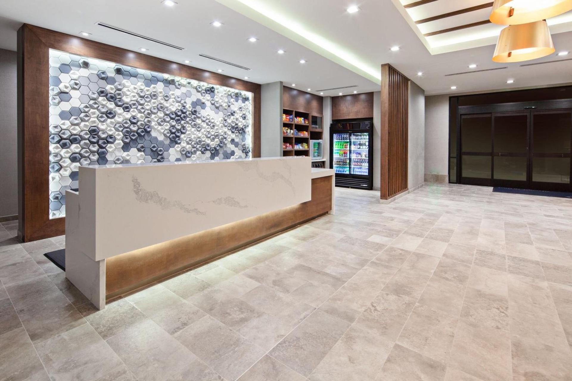 SpringHill Suites by Marriott Escondido Downtown photo 3