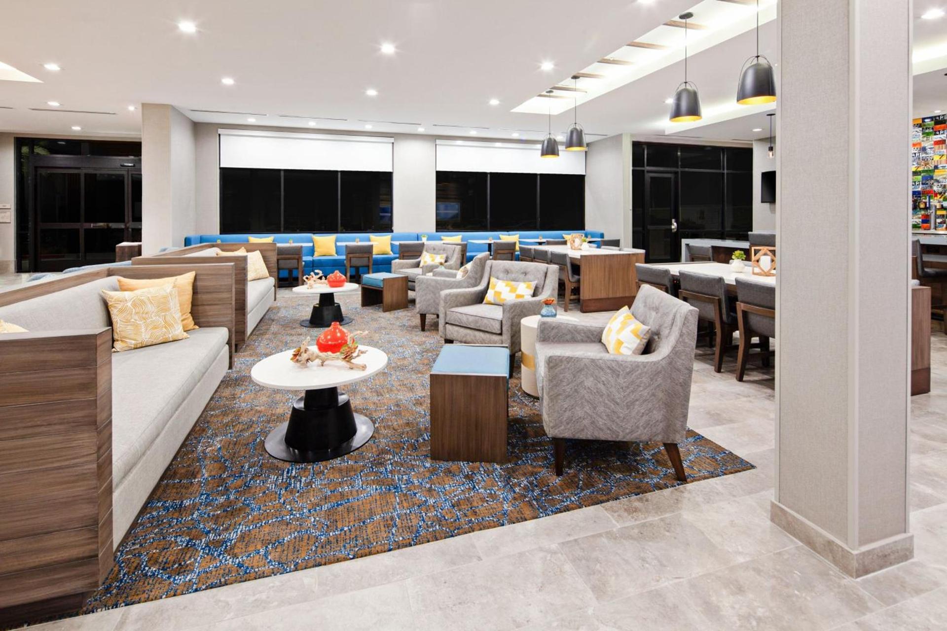 SpringHill Suites by Marriott Escondido Downtown photo 4