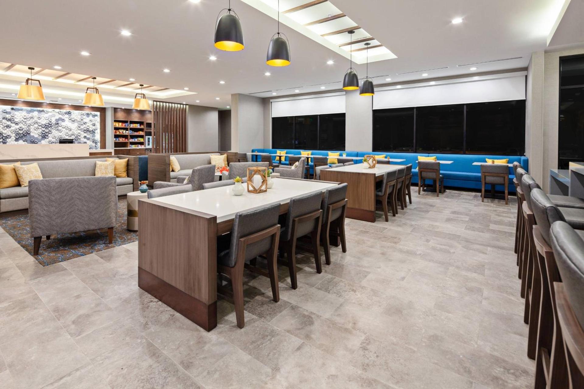 SpringHill Suites by Marriott Escondido Downtown photo 6