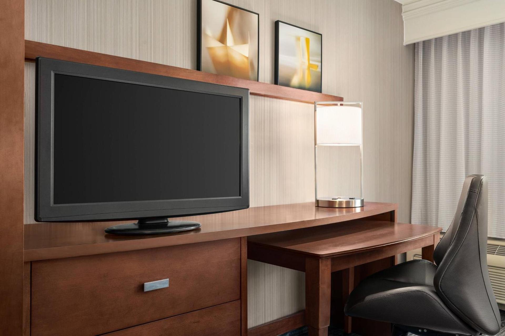 Courtyard by Marriott Philadelphia Montgomeryville photo 10