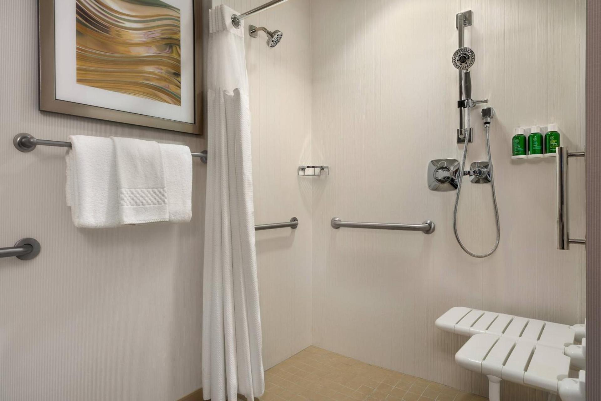 Courtyard by Marriott Philadelphia Montgomeryville photo 13