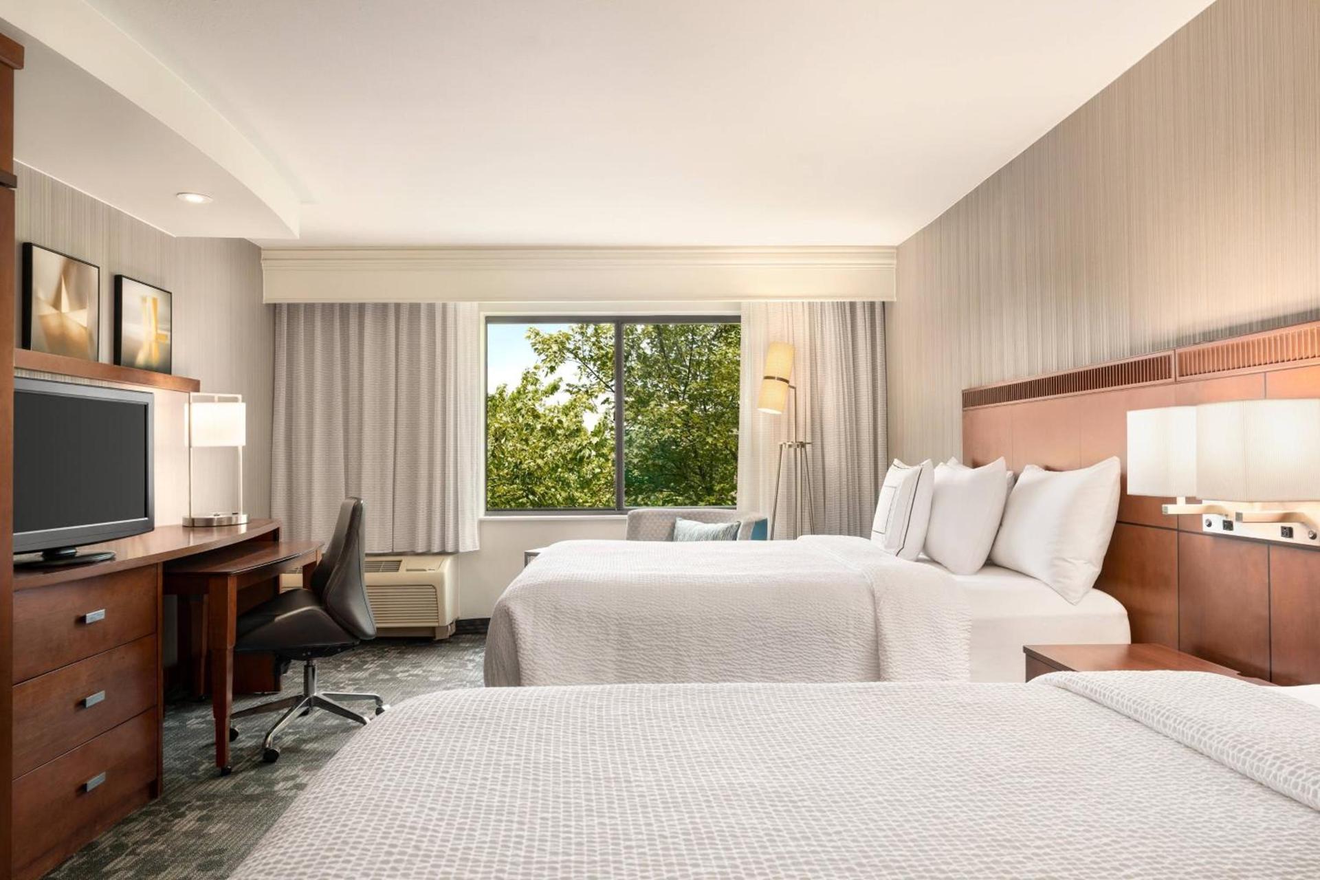 Courtyard by Marriott Philadelphia Montgomeryville photo 36