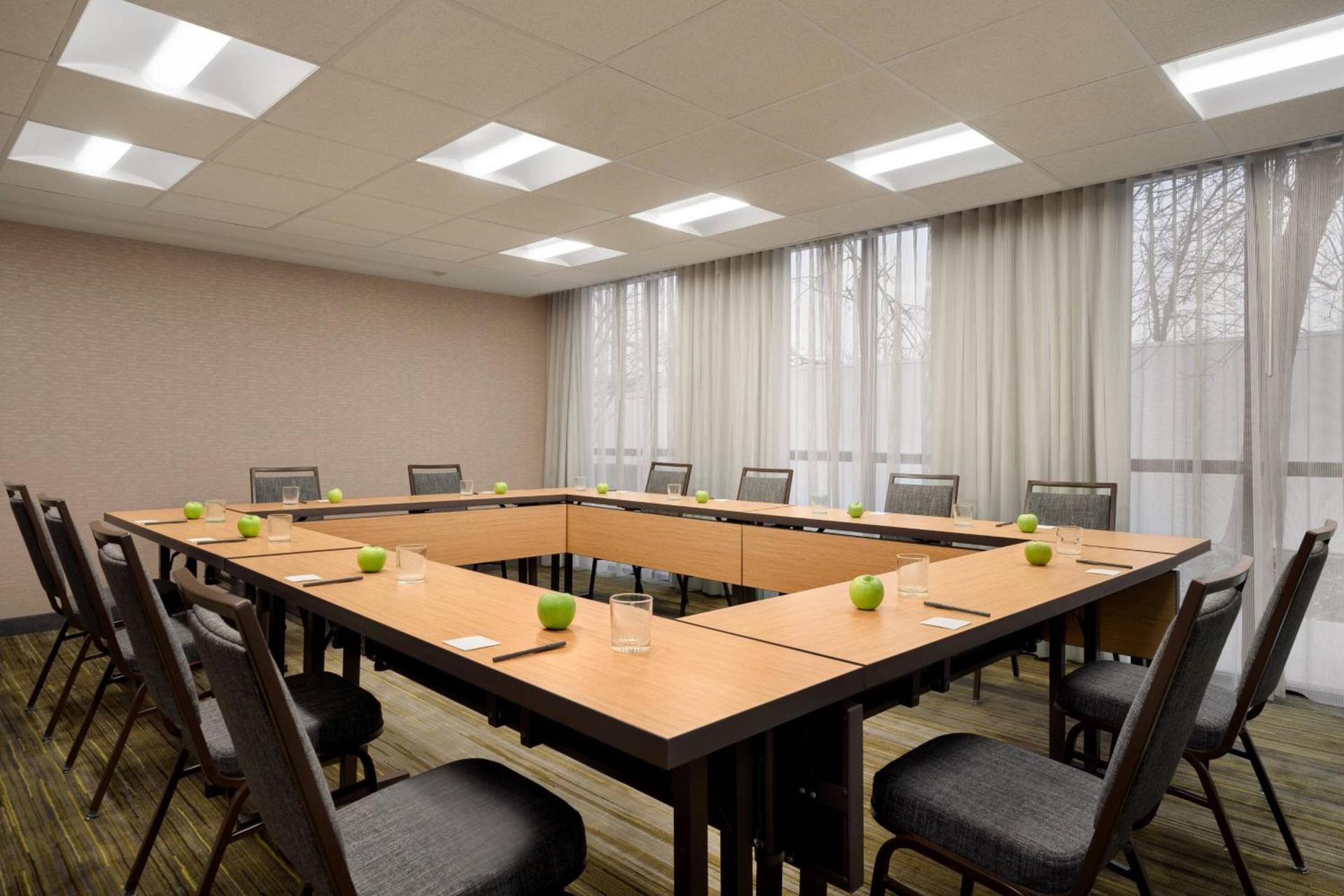 Courtyard by Marriott Philadelphia Montgomeryville photo 35