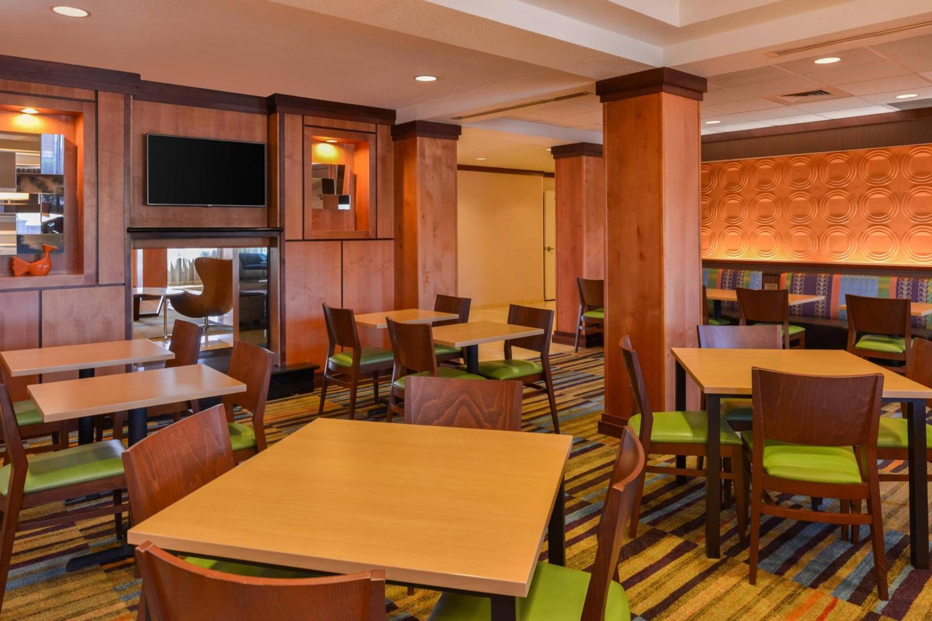 Fairfield Inn & Suites Santa Maria photo 29