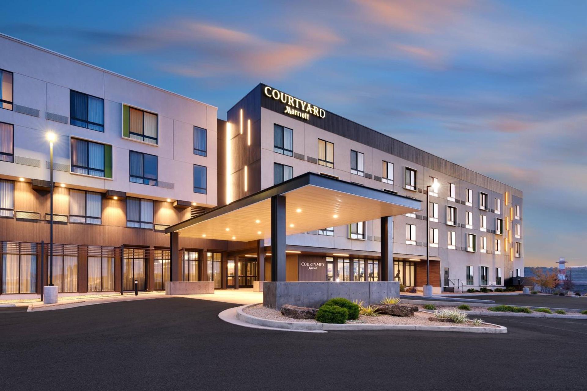 Courtyard by Marriott Cedar City photo 1