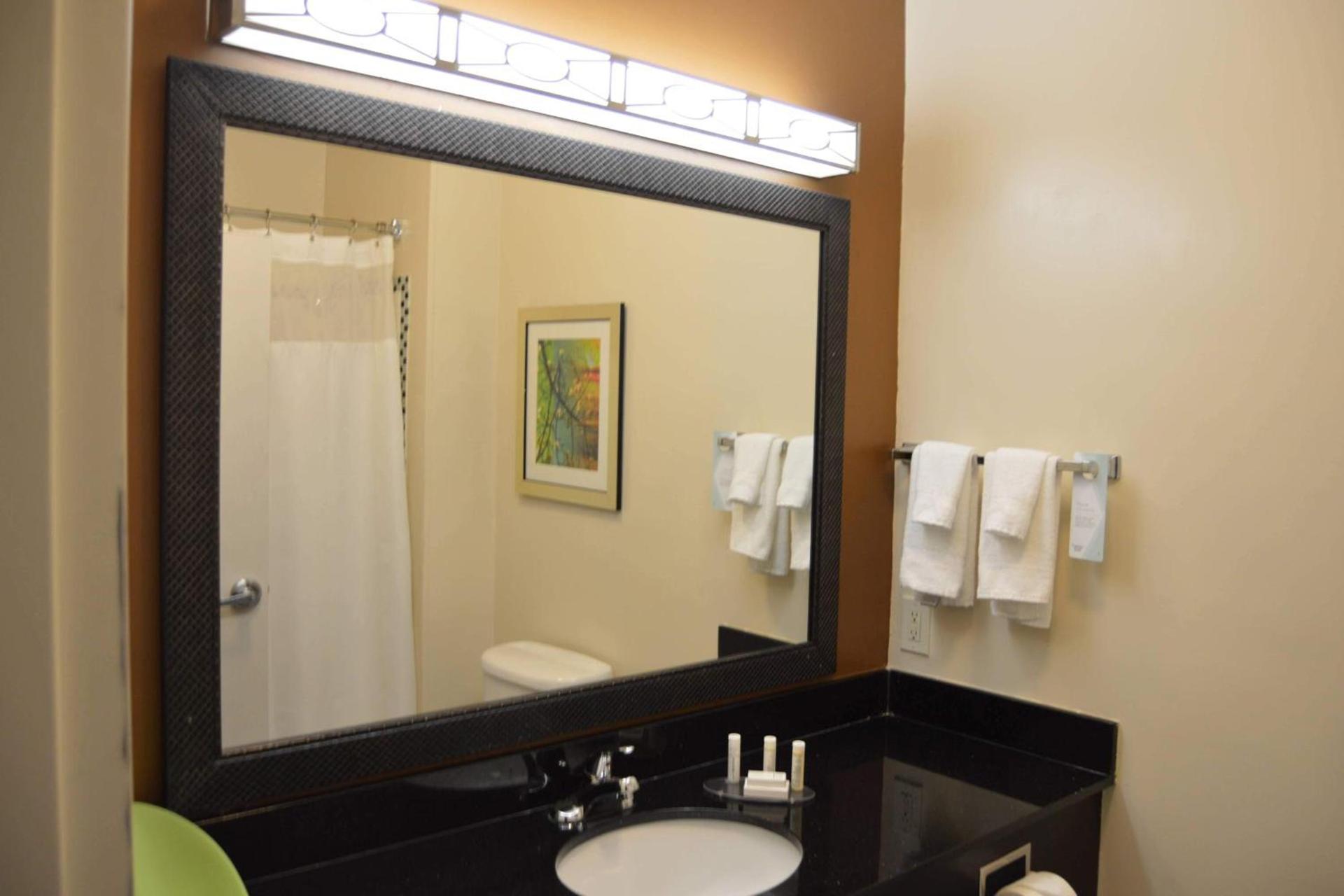 Fairfield Inn & Suites Houston Channelview photo 11
