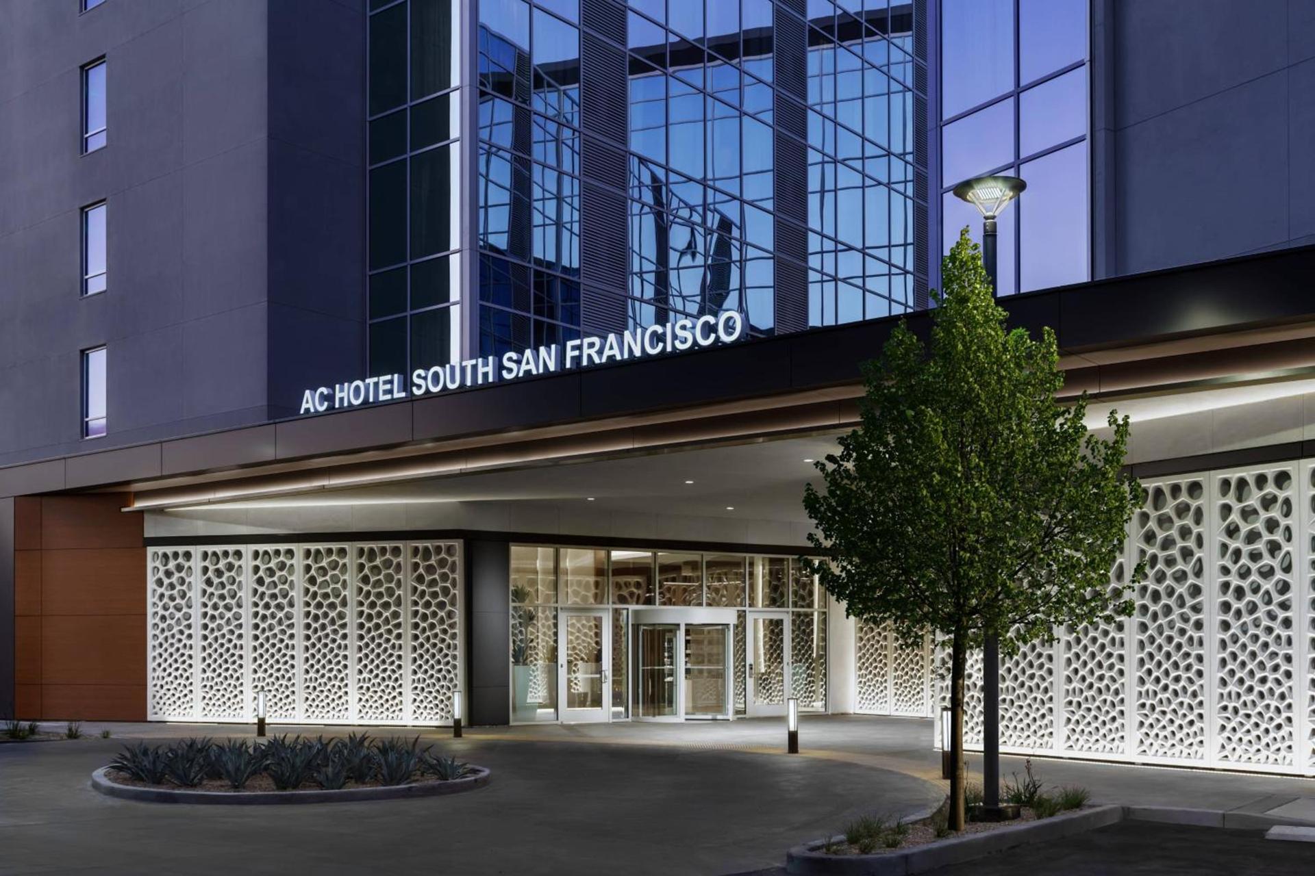 AC Hotel by Marriott San Francisco Airport/Oyster Point Waterfront photo 10