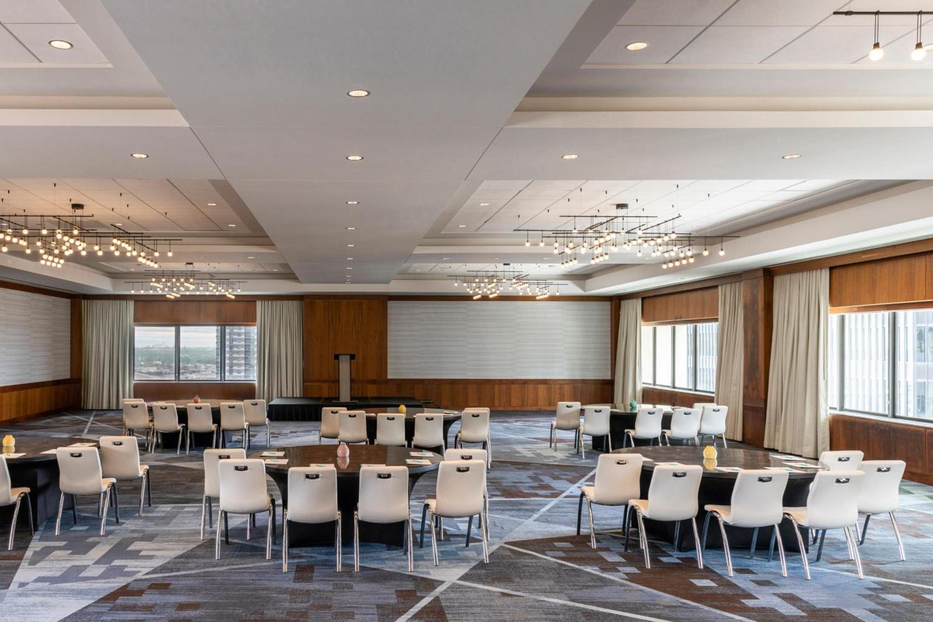 Le Meridien Houston Downtown photo 39