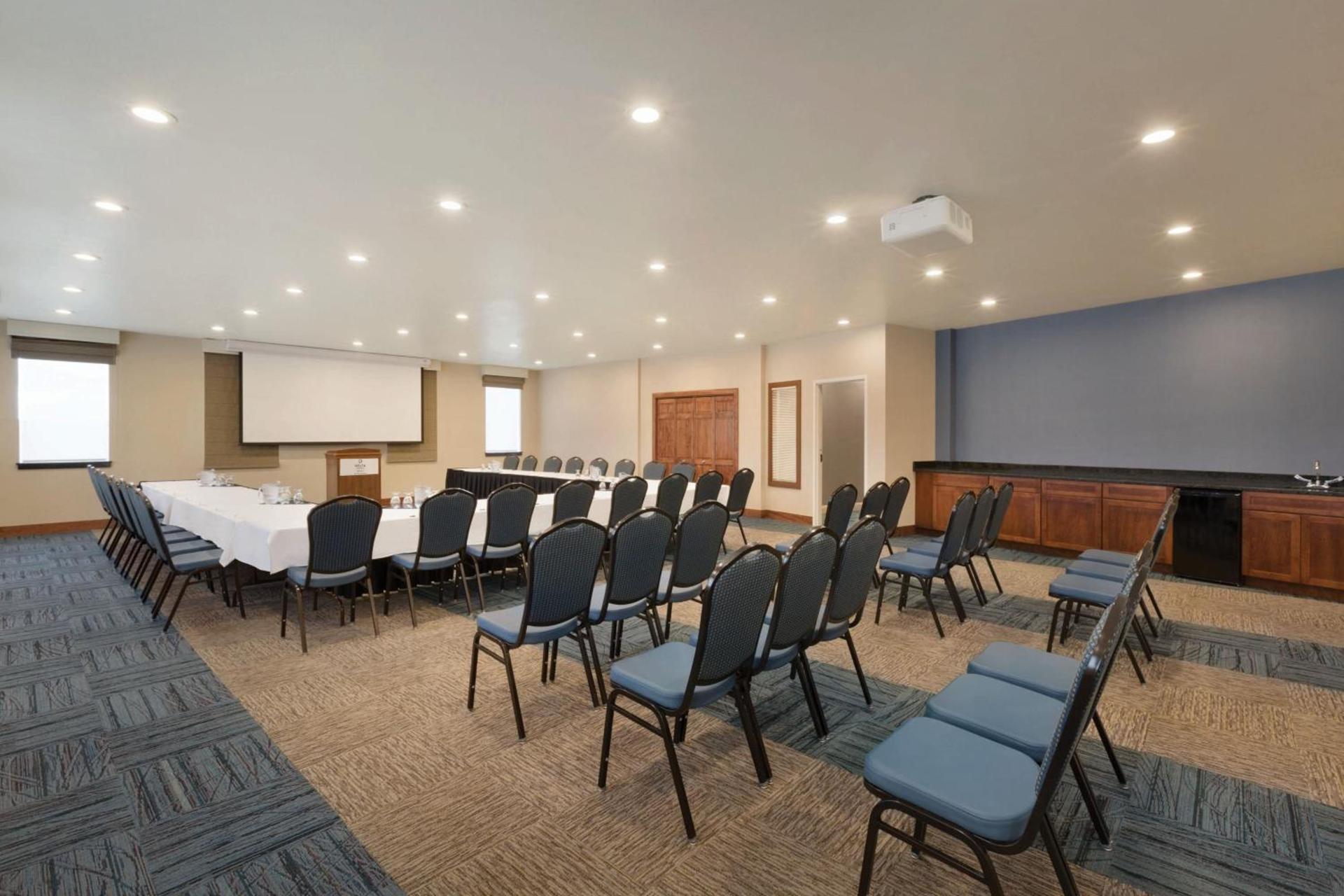 Delta Hotels by Marriott Helena Colonial photo 39