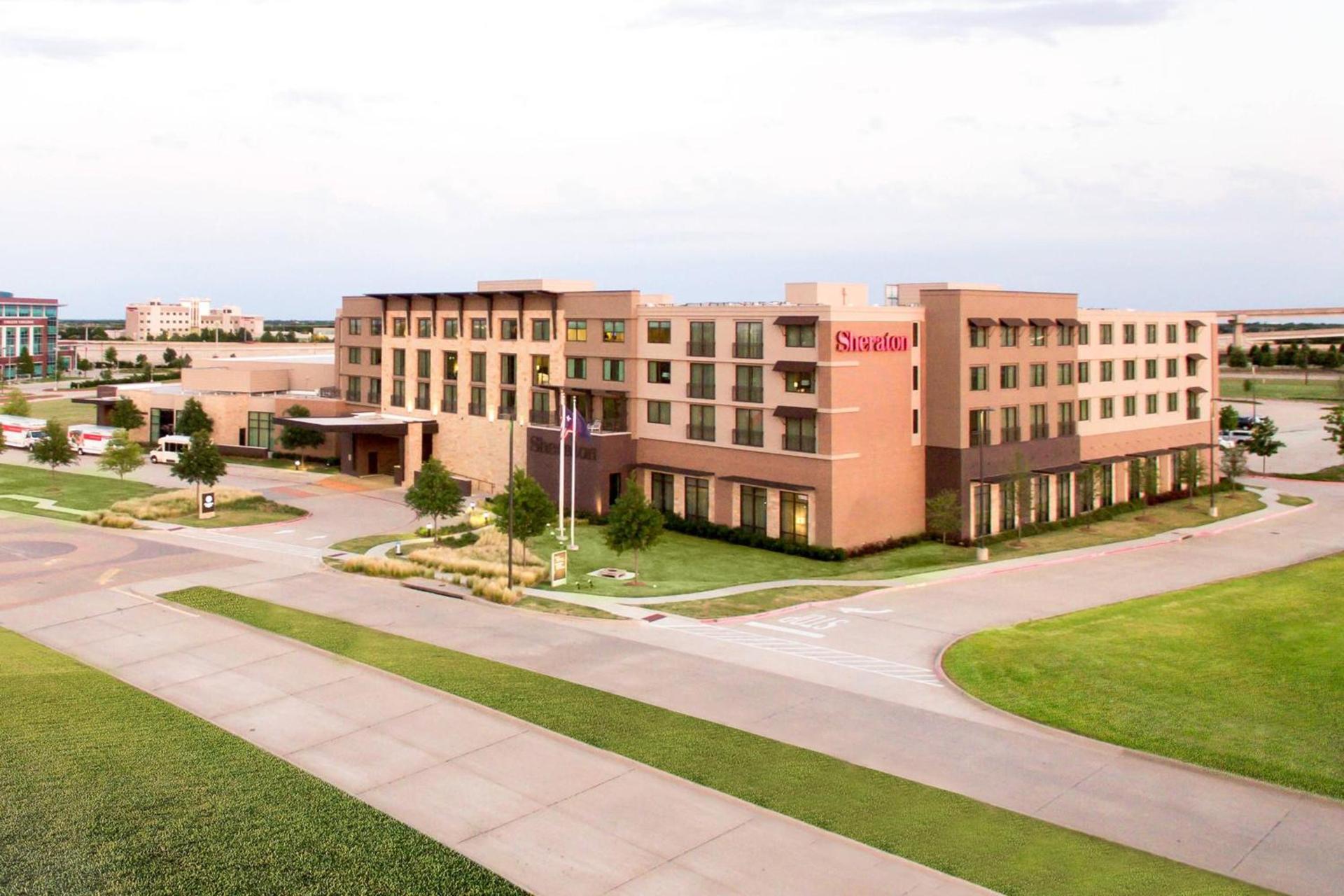 Sheraton McKinney photo 3
