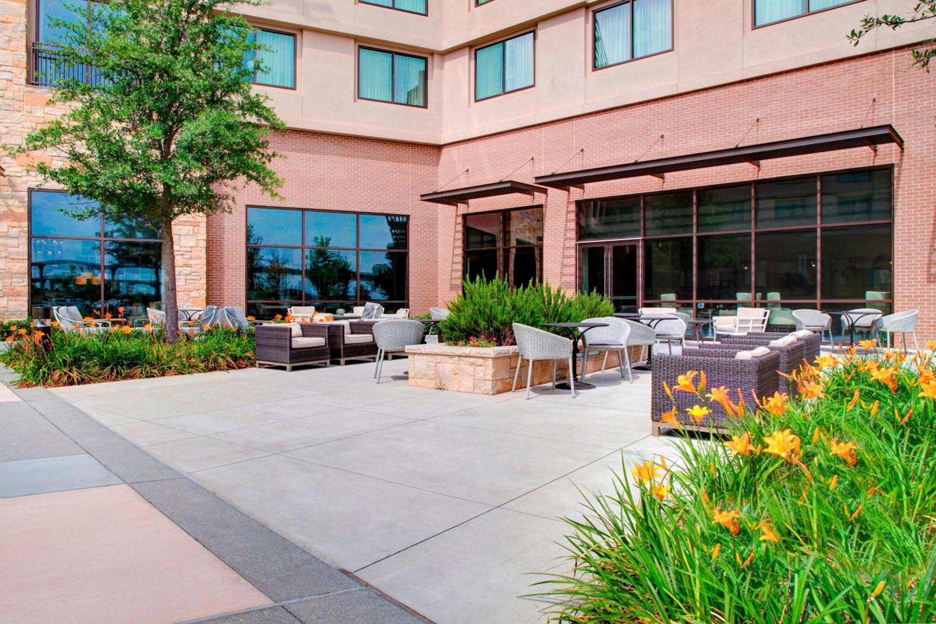 Sheraton McKinney photo 9