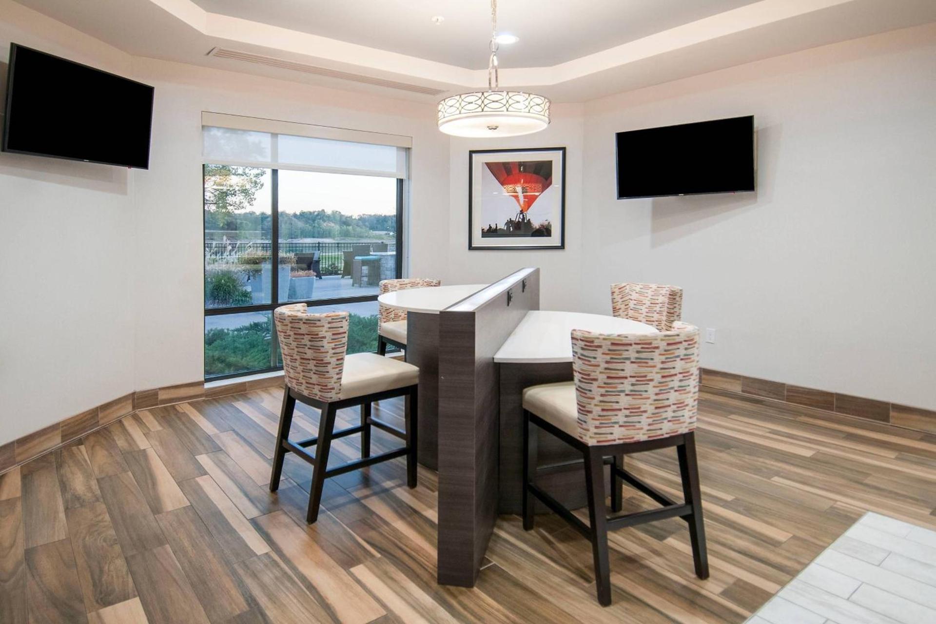 TownePlace Suites by Marriott Vidalia Riverfront photo 4