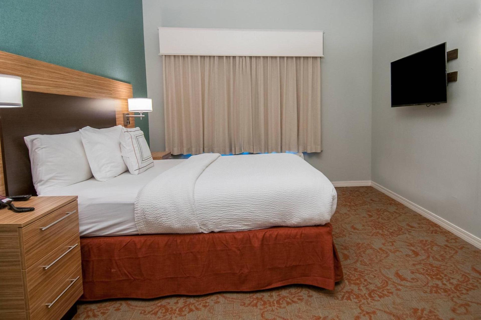 TownePlace Suites by Marriott Vidalia Riverfront photo 12