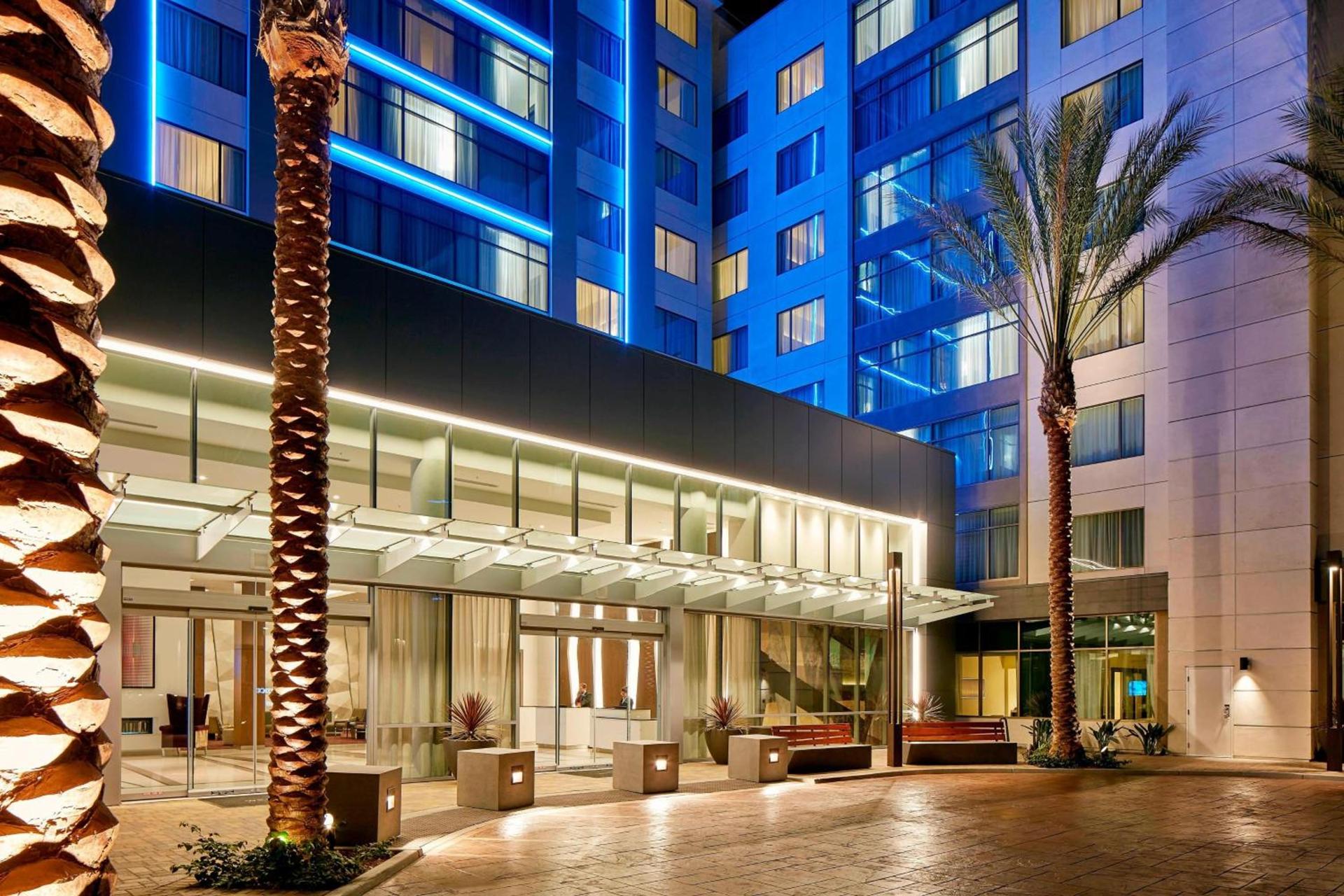 Residence Inn by Marriott at Anaheim Resort/Convention Center photo 4
