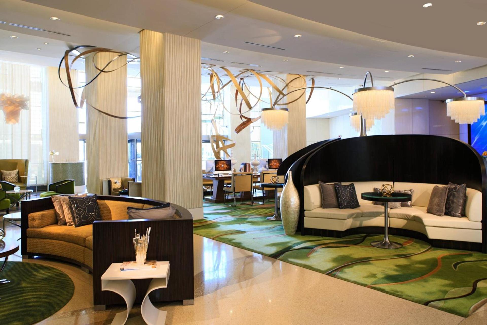 Renaissance Arlington Capital View Hotel photo 7