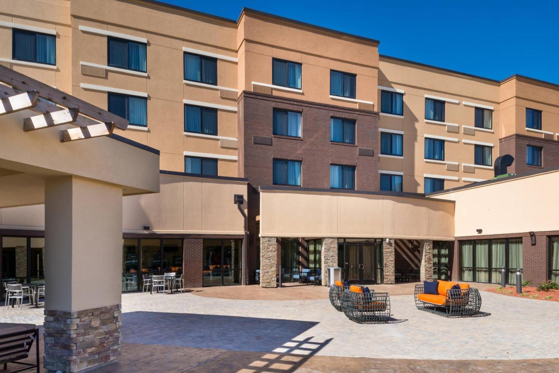 Courtyard by Marriott Jacksonville photo 14