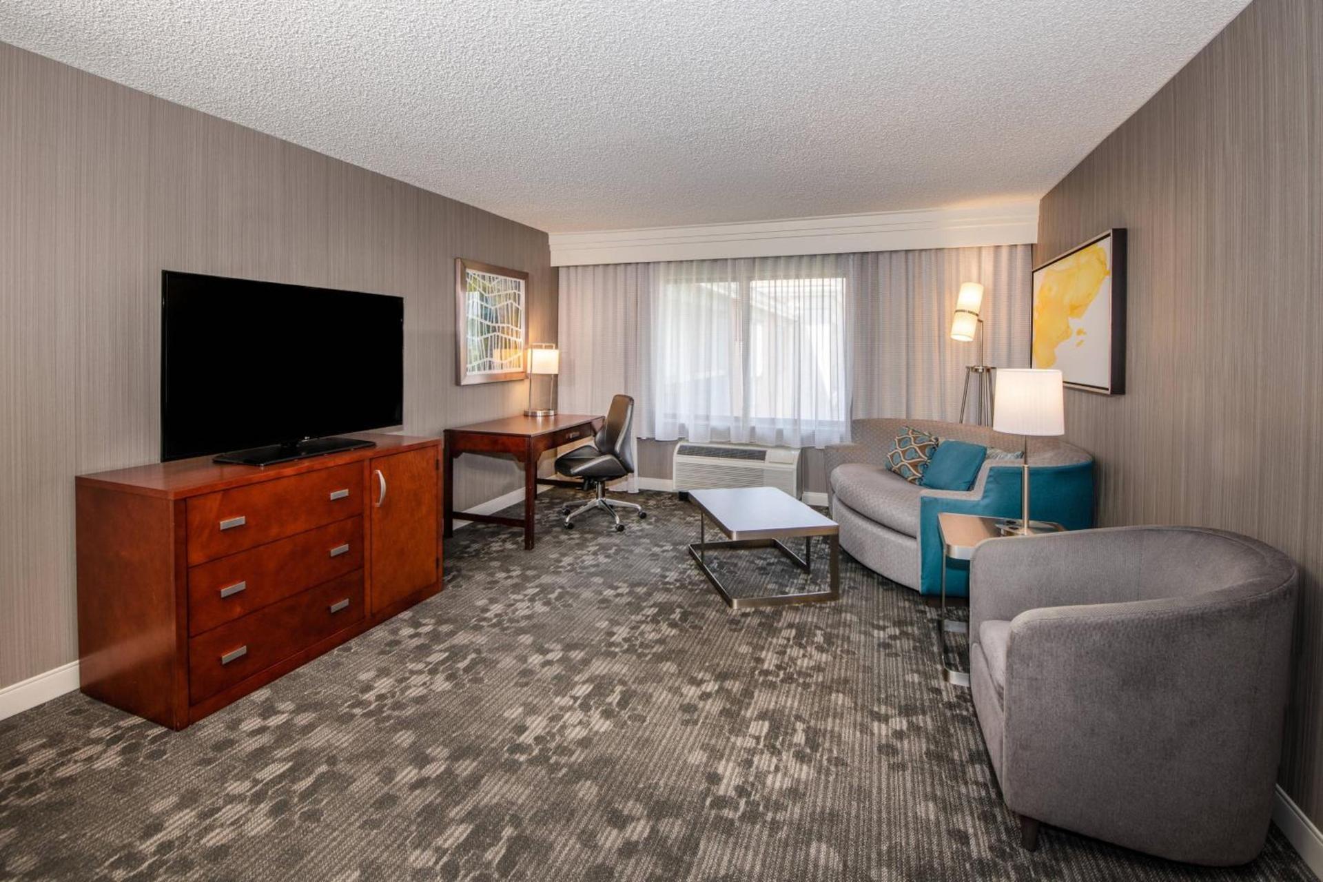 Courtyard by Marriott Oakland Airport photo 33