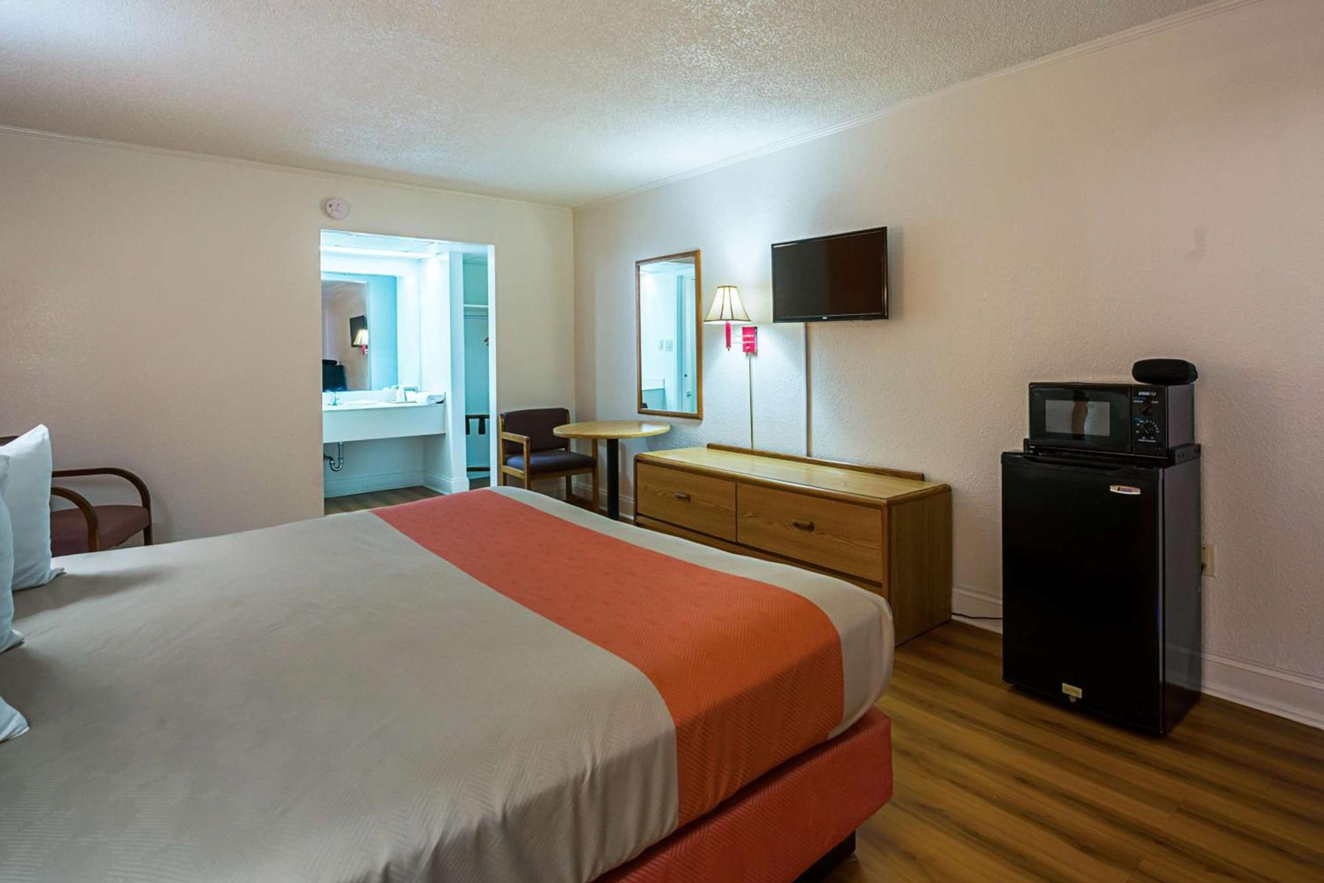 Motel 6-Perry, GA photo 14