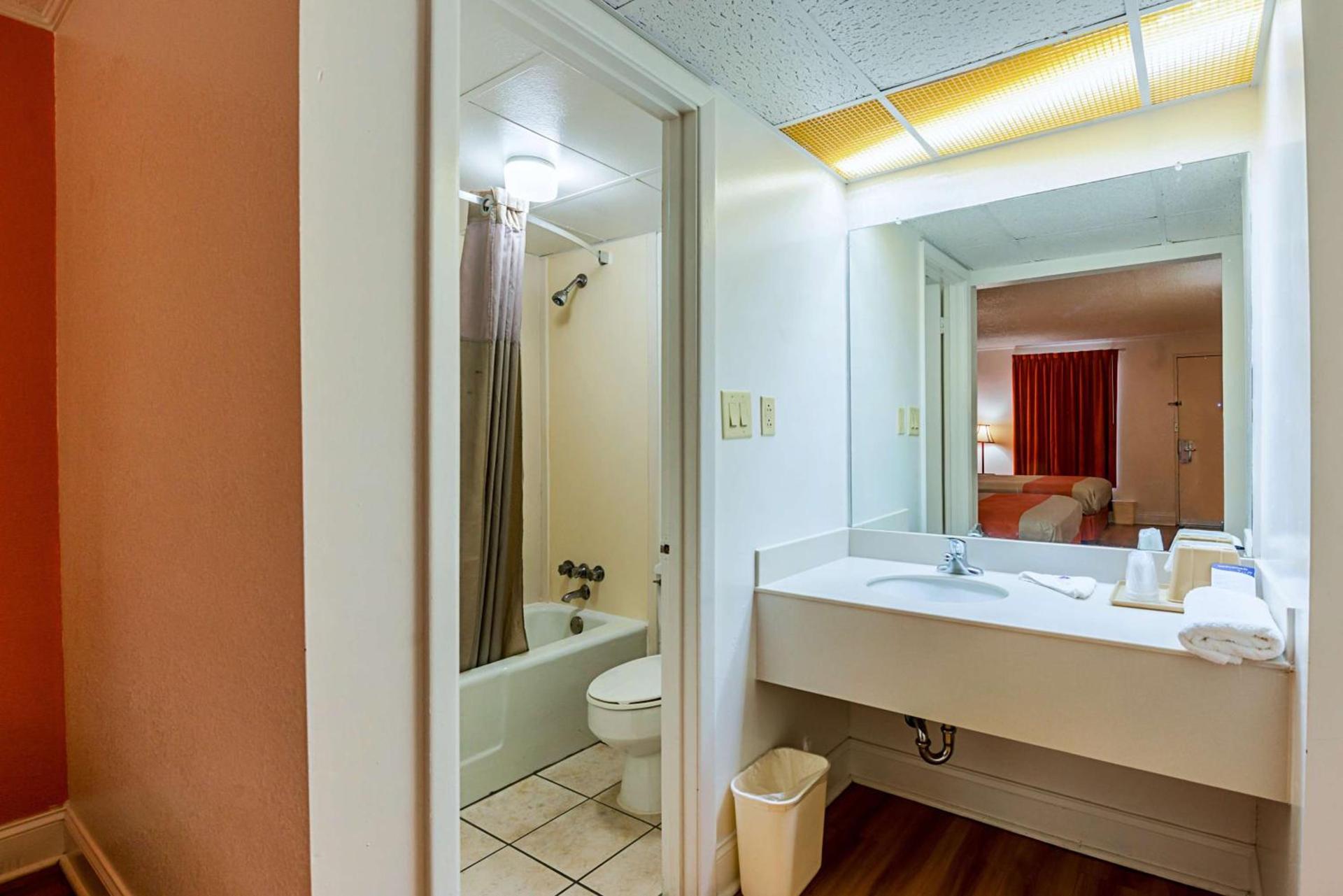 Motel 6-Perry, GA photo 22