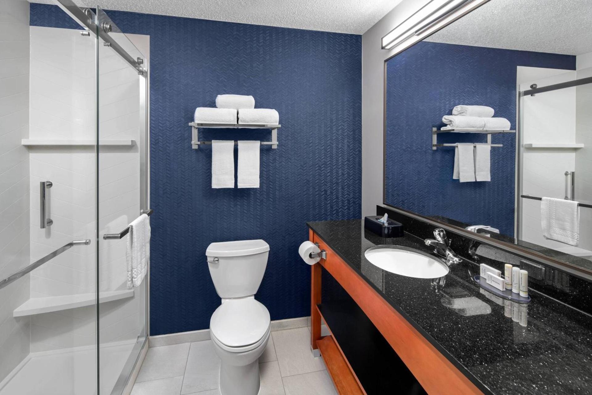 Fairfield by Marriott Inn & Suites Denver Airport photo 14