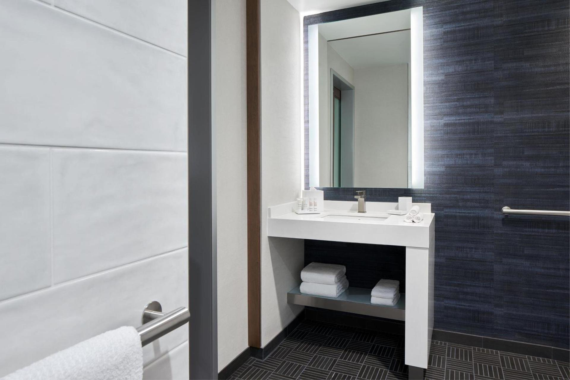 Marriott Owings Mills Metro Centre photo 24